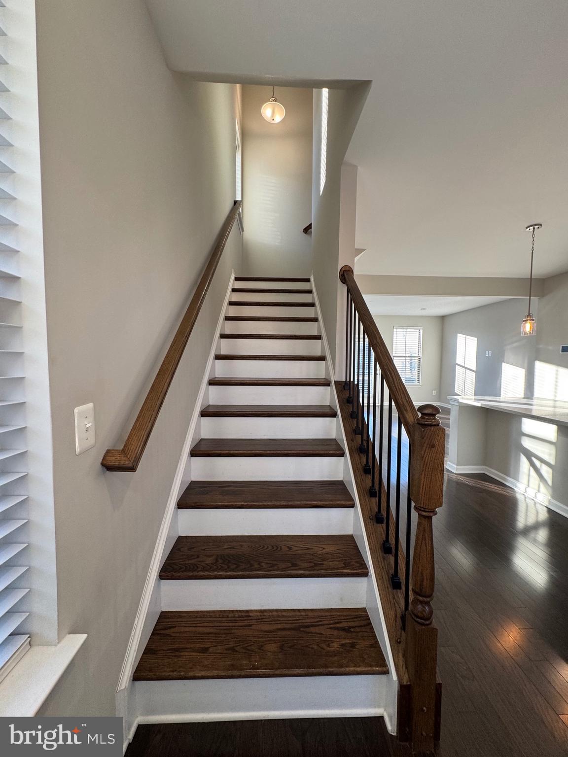 120 TOLOCKA TERRACE NE