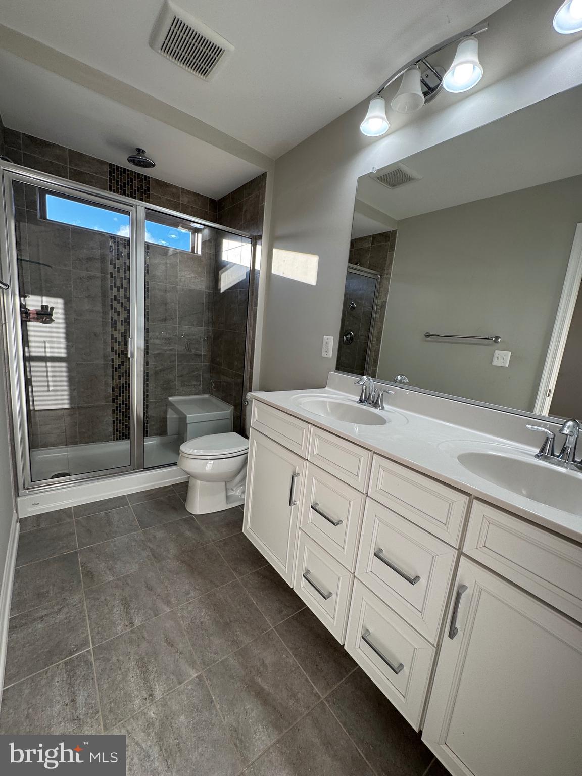 120 TOLOCKA TERRACE NE