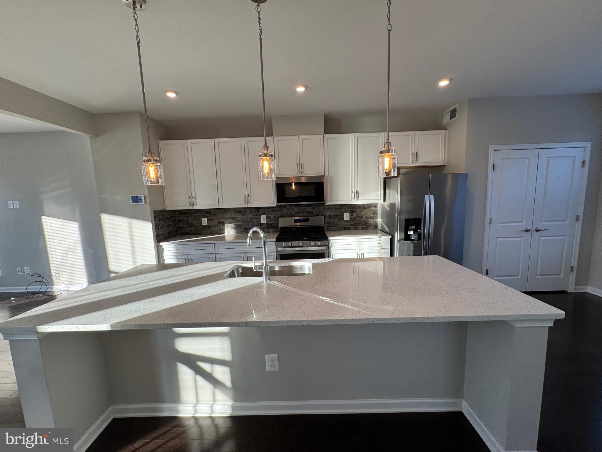 120 TOLOCKA TERRACE NE