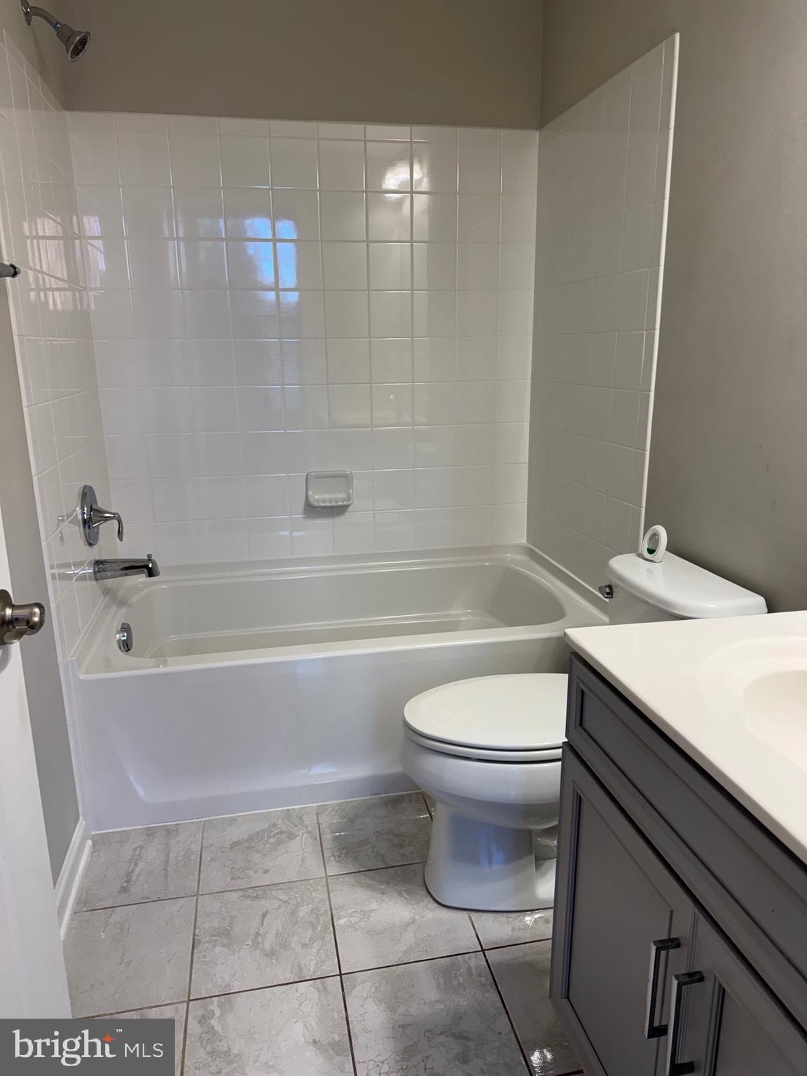 120 TOLOCKA TERRACE NE