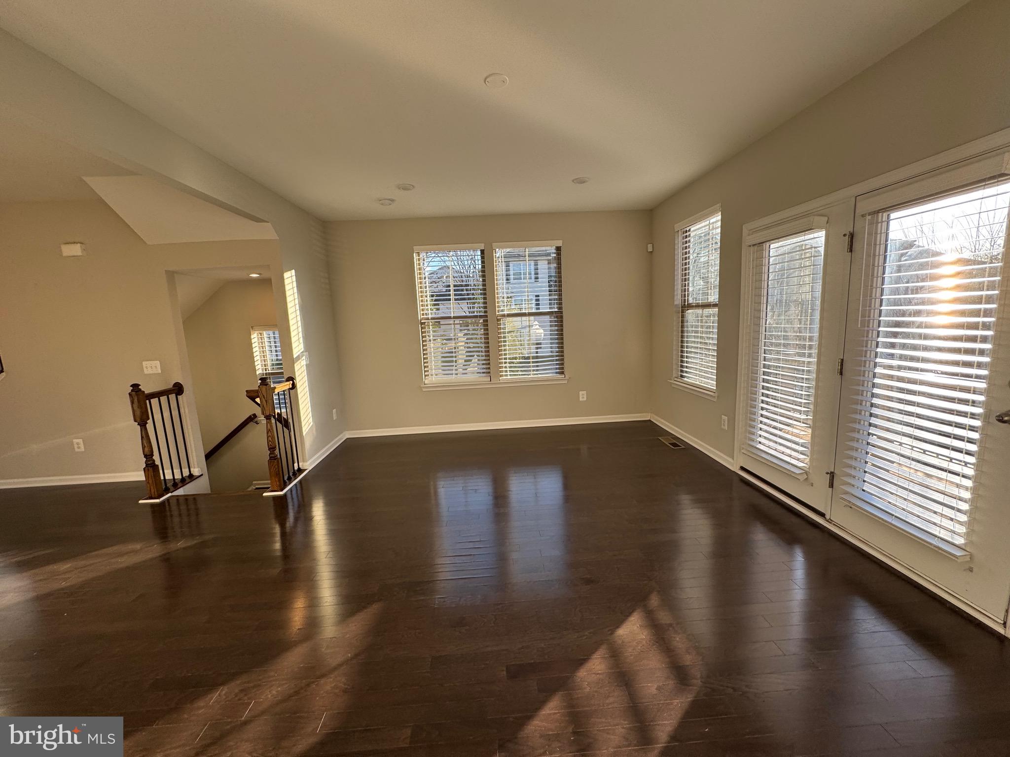 120 TOLOCKA TERRACE NE