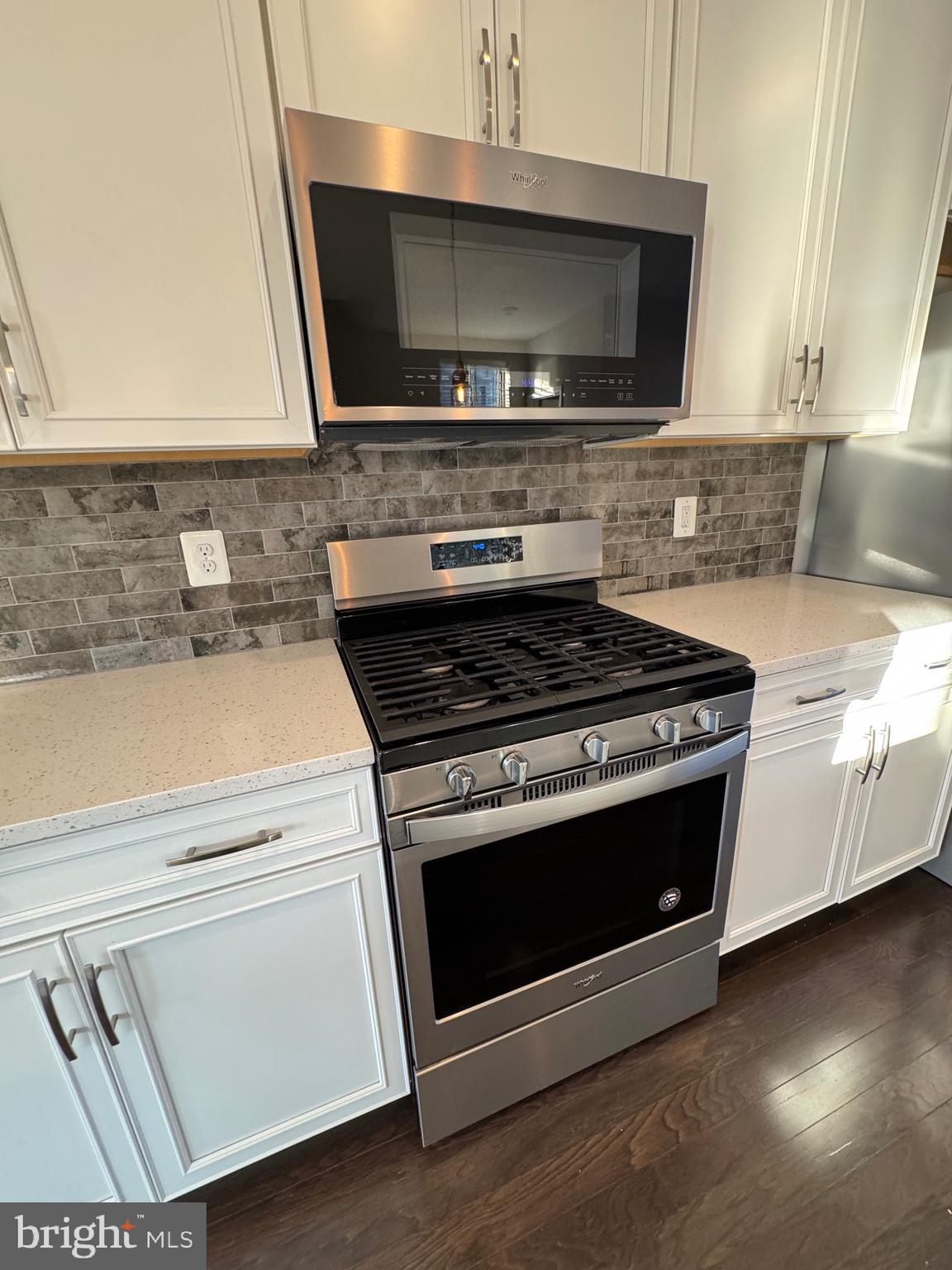 120 TOLOCKA TERRACE NE