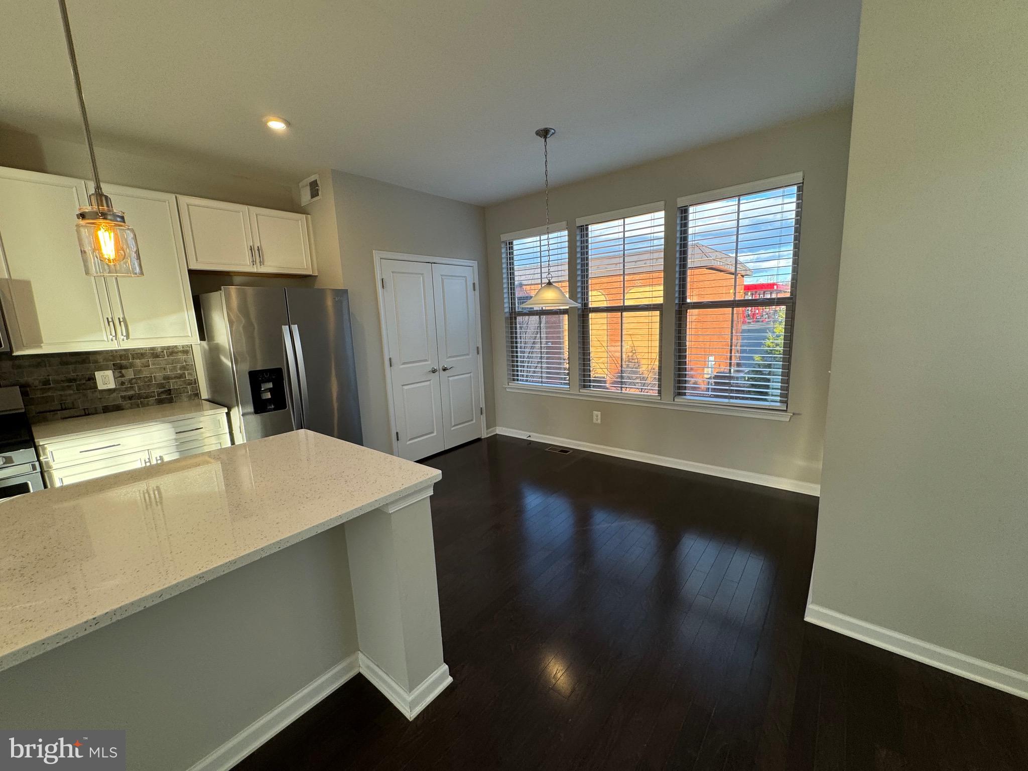 120 TOLOCKA TERRACE NE