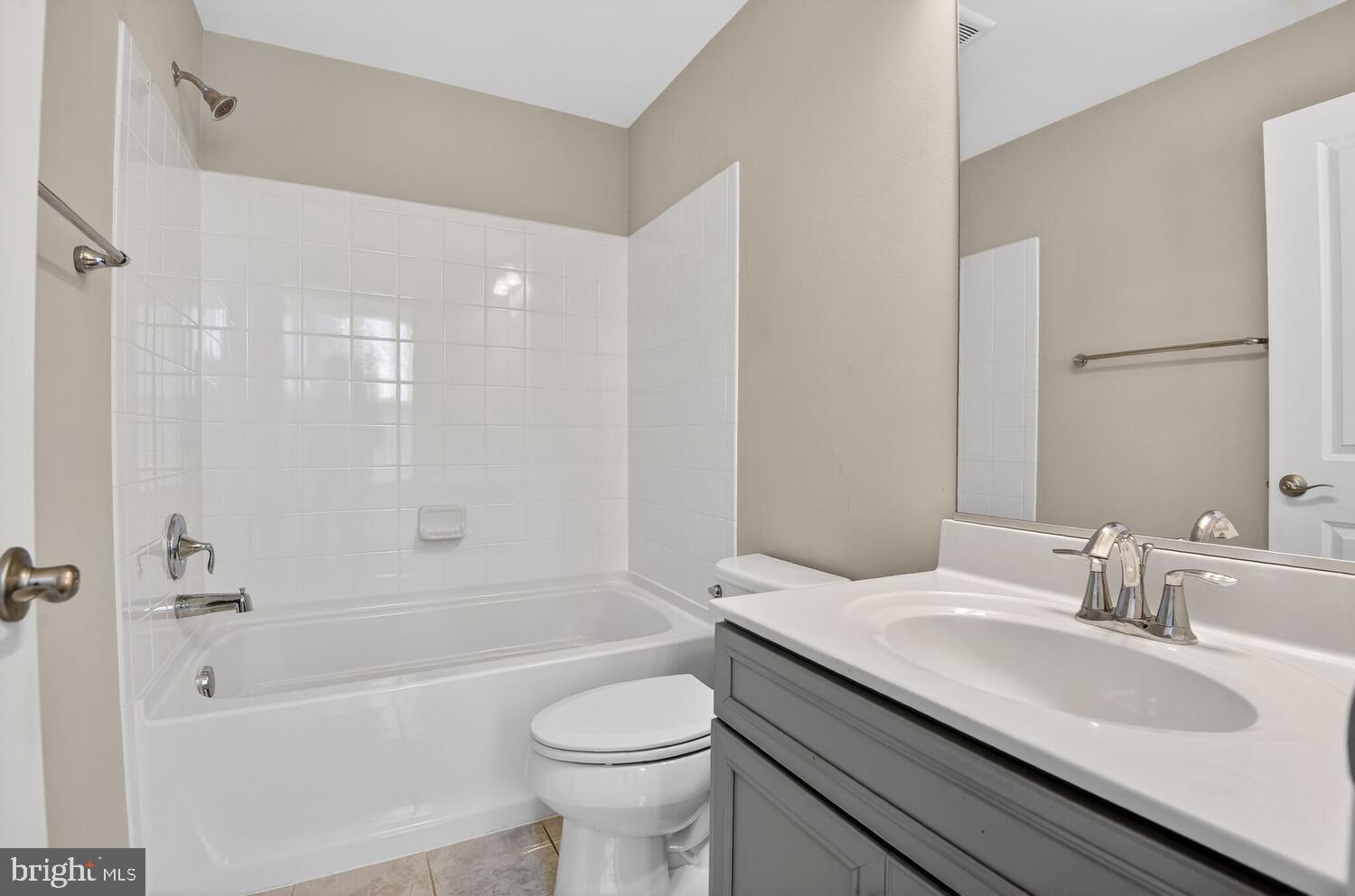 120 TOLOCKA TERRACE NE