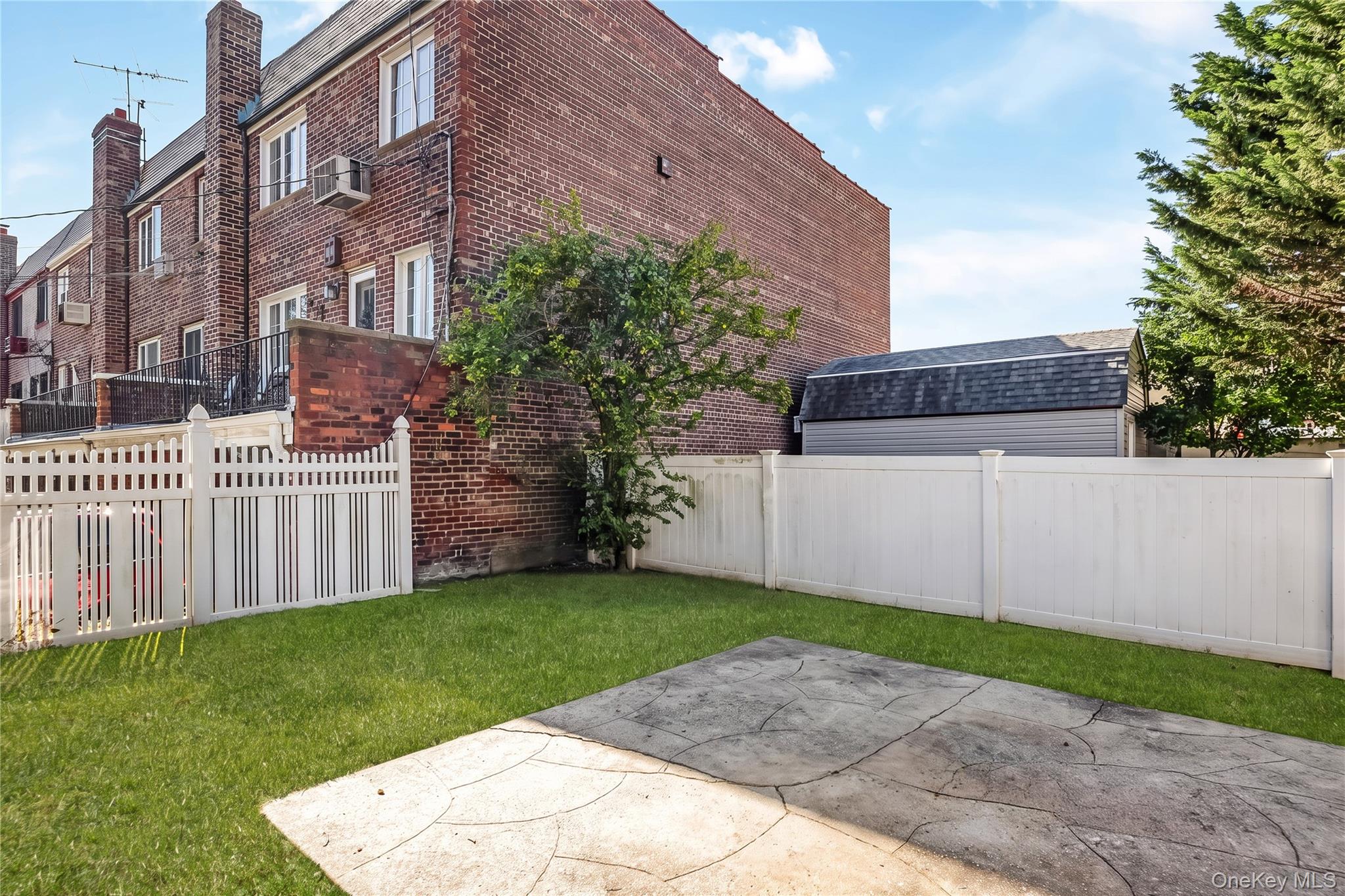 71-32 Caldwell Avenue