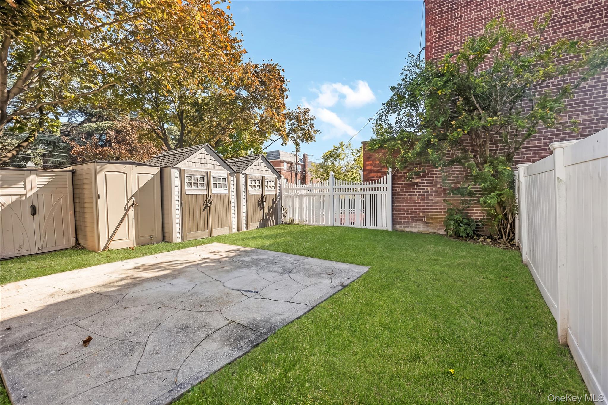 71-32 Caldwell Avenue