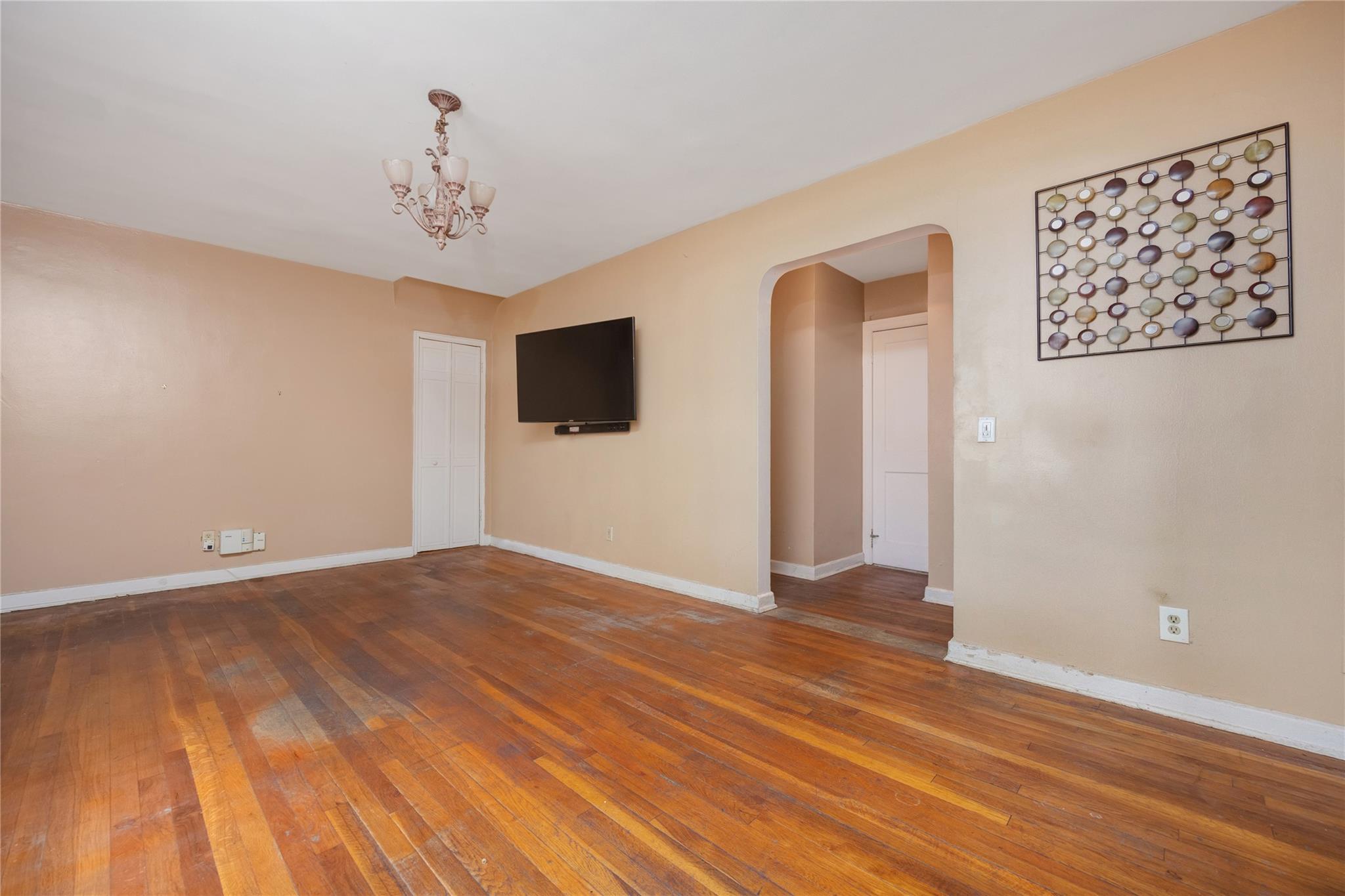 75-06A 255 Street Unit: A
