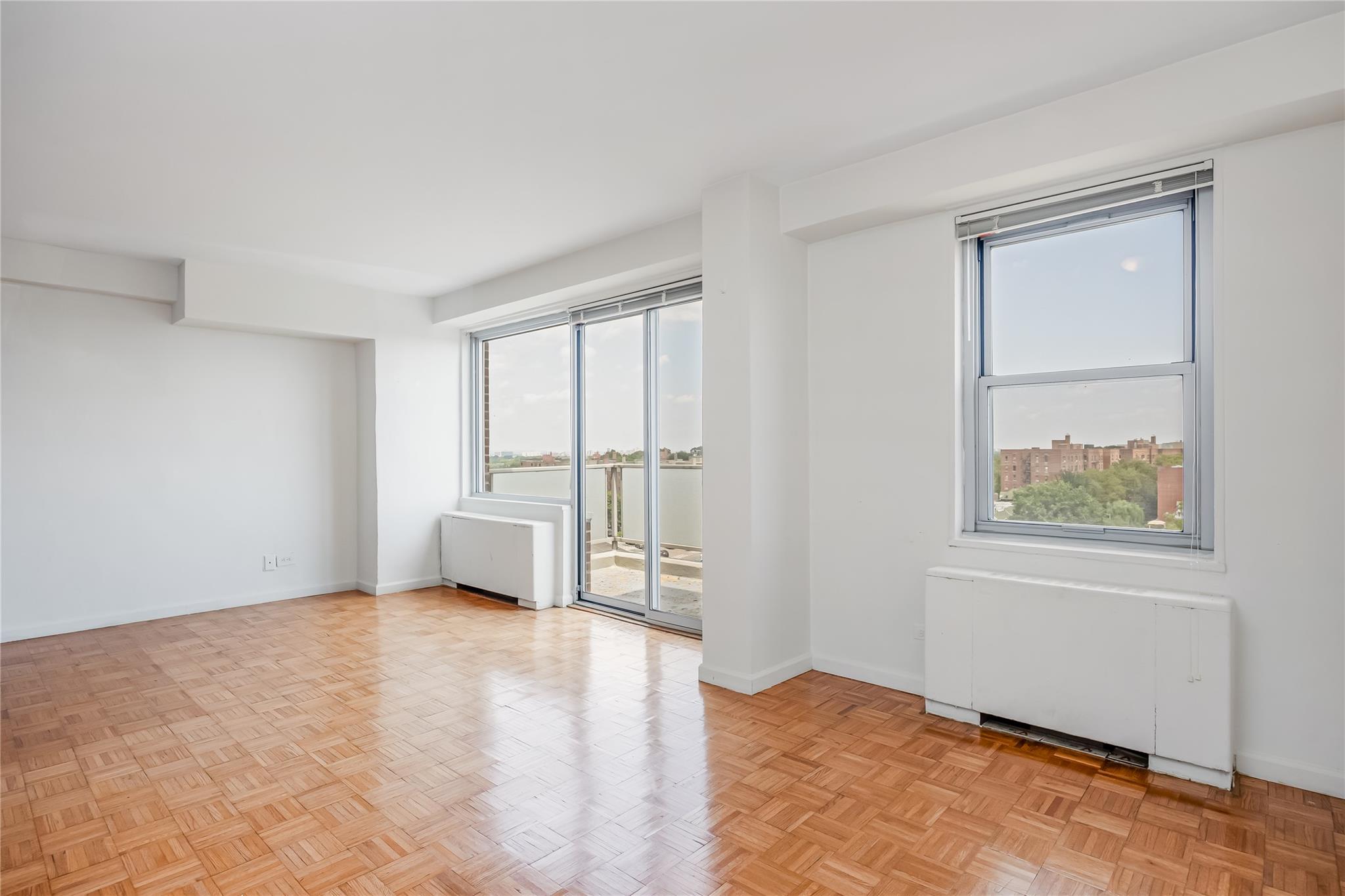 85-15 Main Street Unit: 12I