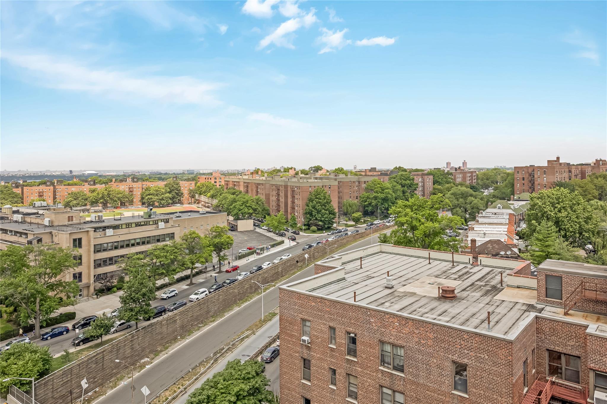 85-15 Main Street Unit: 12I