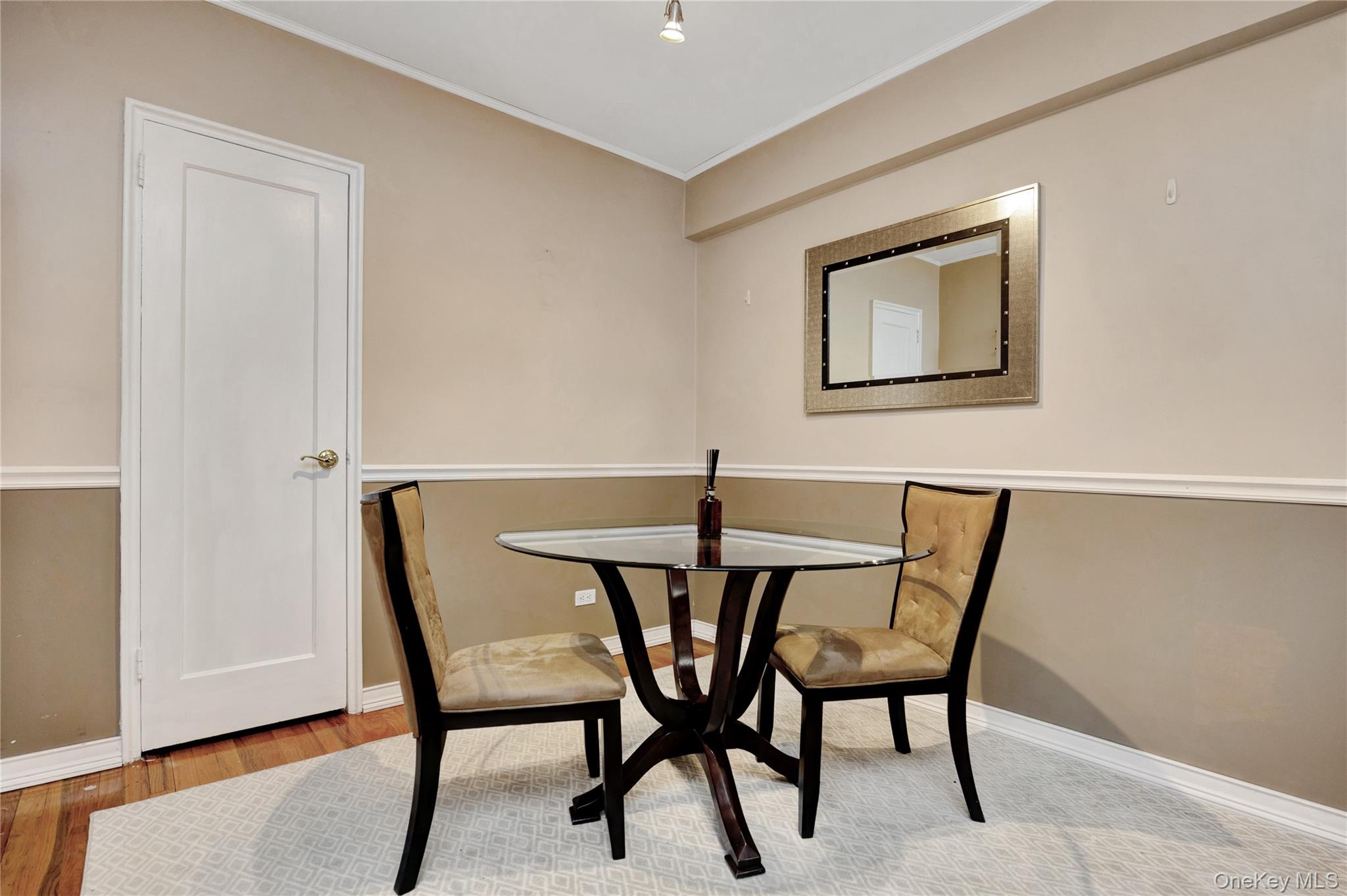 32-42 91st Street Unit: 401