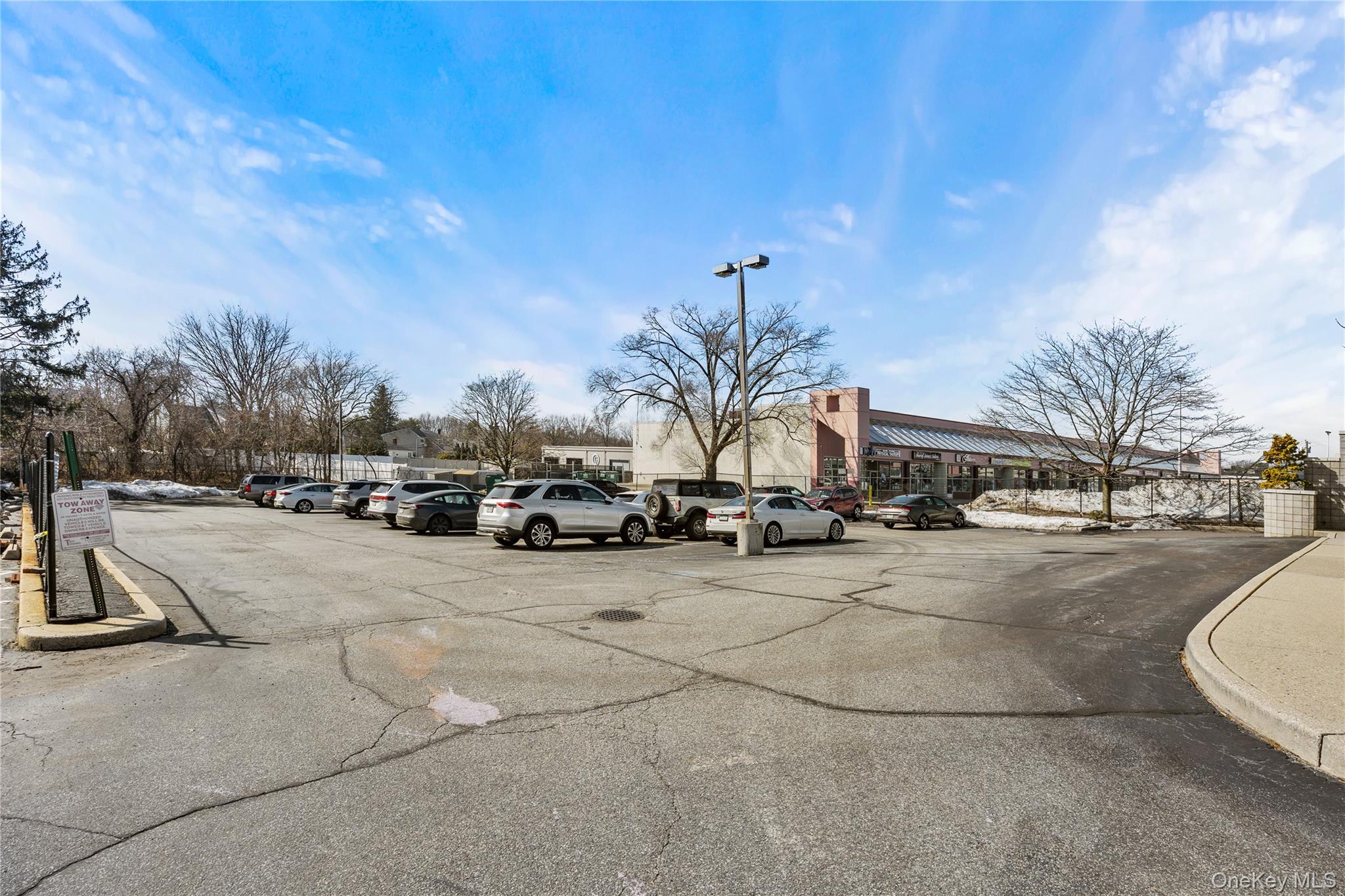 1171 Old Country Road Unit: 104