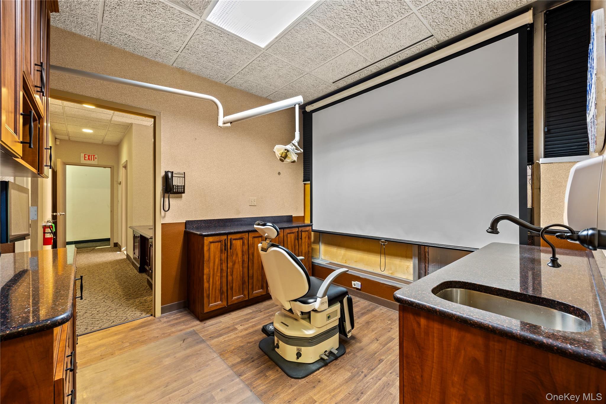 1171 Old Country Road Unit: 104