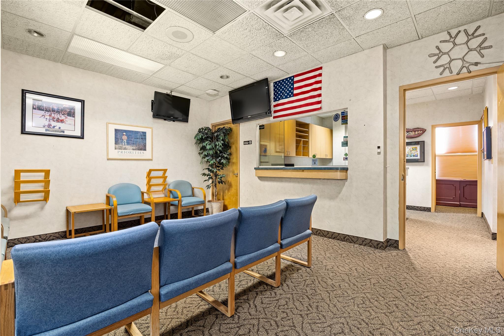 1171 Old Country Road Unit: 104