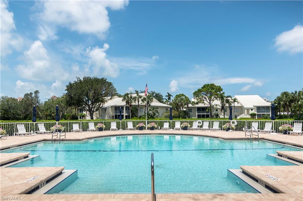 760 Willowbrook DR Unit: 1203