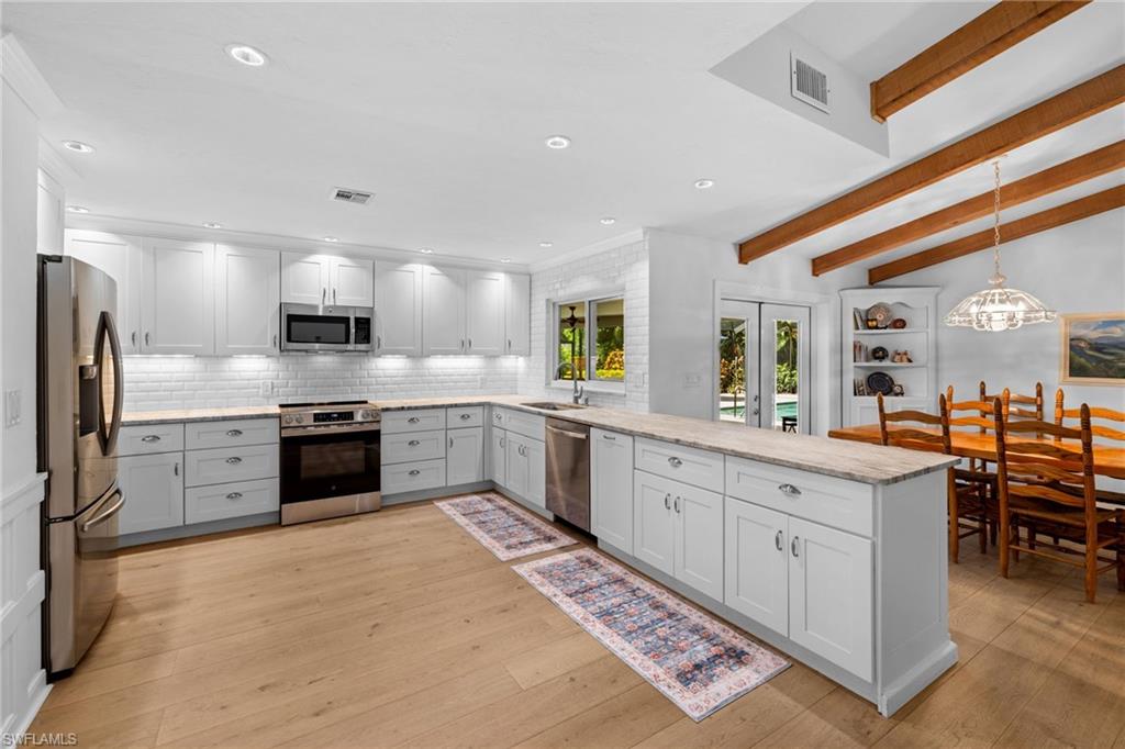 9715 Winchester Wood