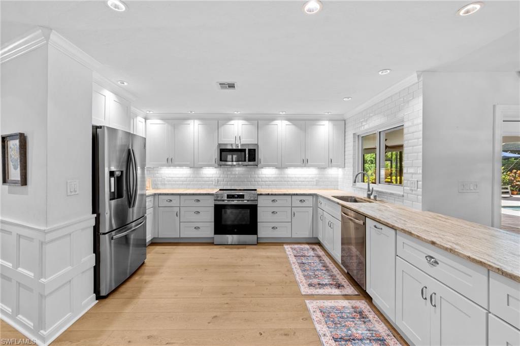 9715 Winchester Wood
