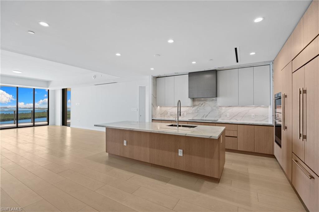 1500 SEAGRASS BLVD 1005
