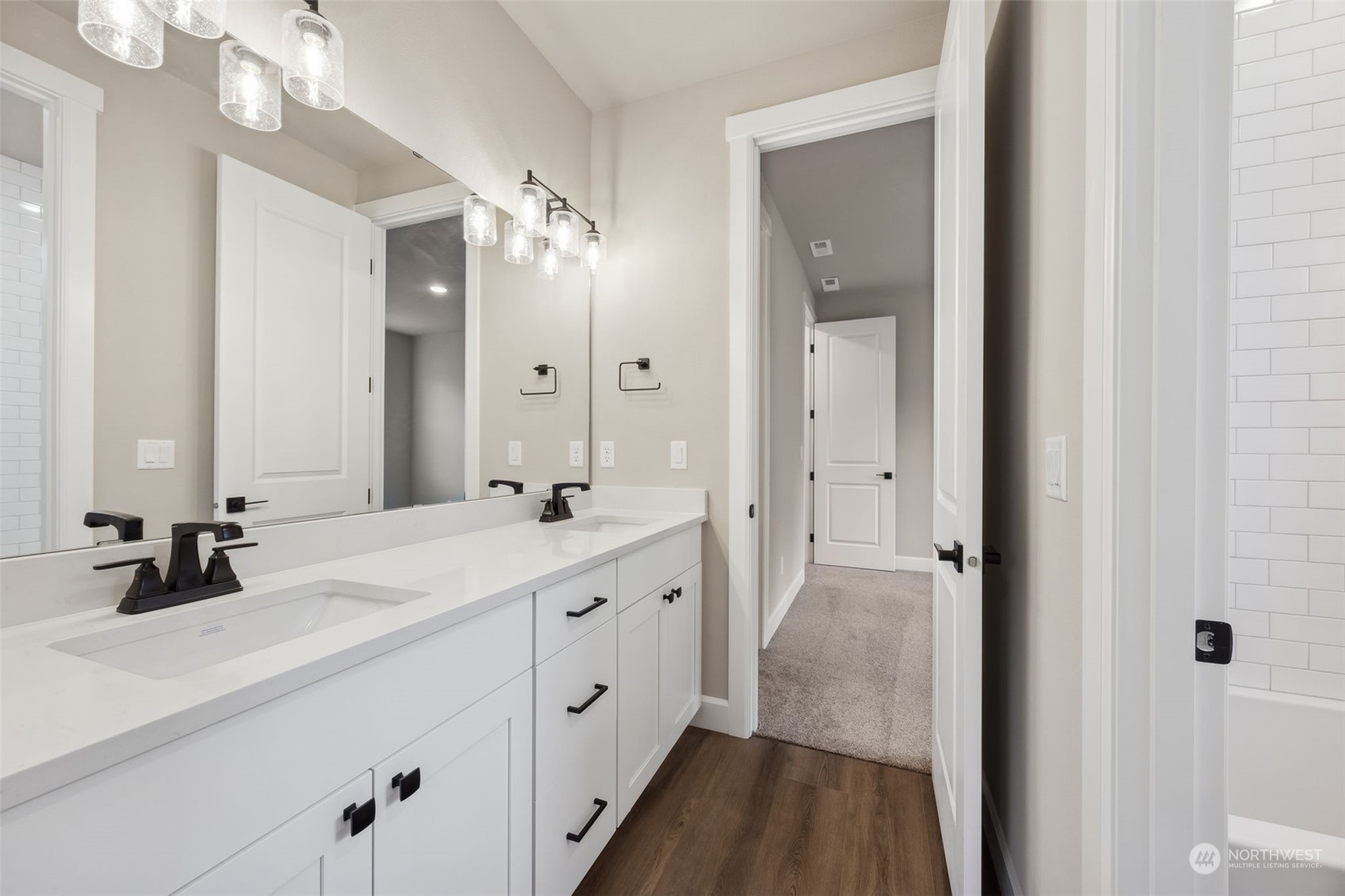 10311 132nd Avenue NE Unit: 9