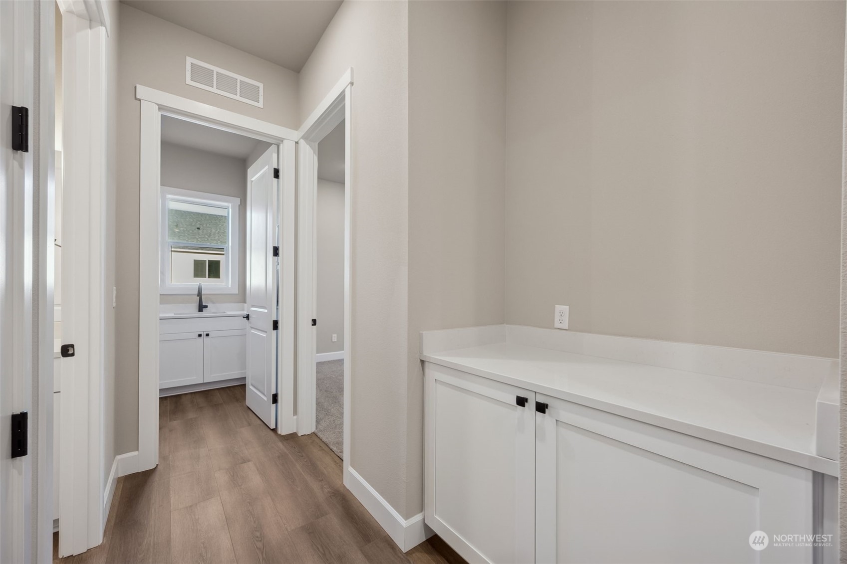 10311 132nd Avenue NE Unit: 9