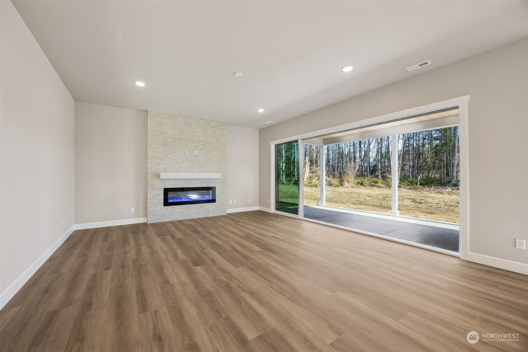 10311 132nd Avenue NE Unit: 9