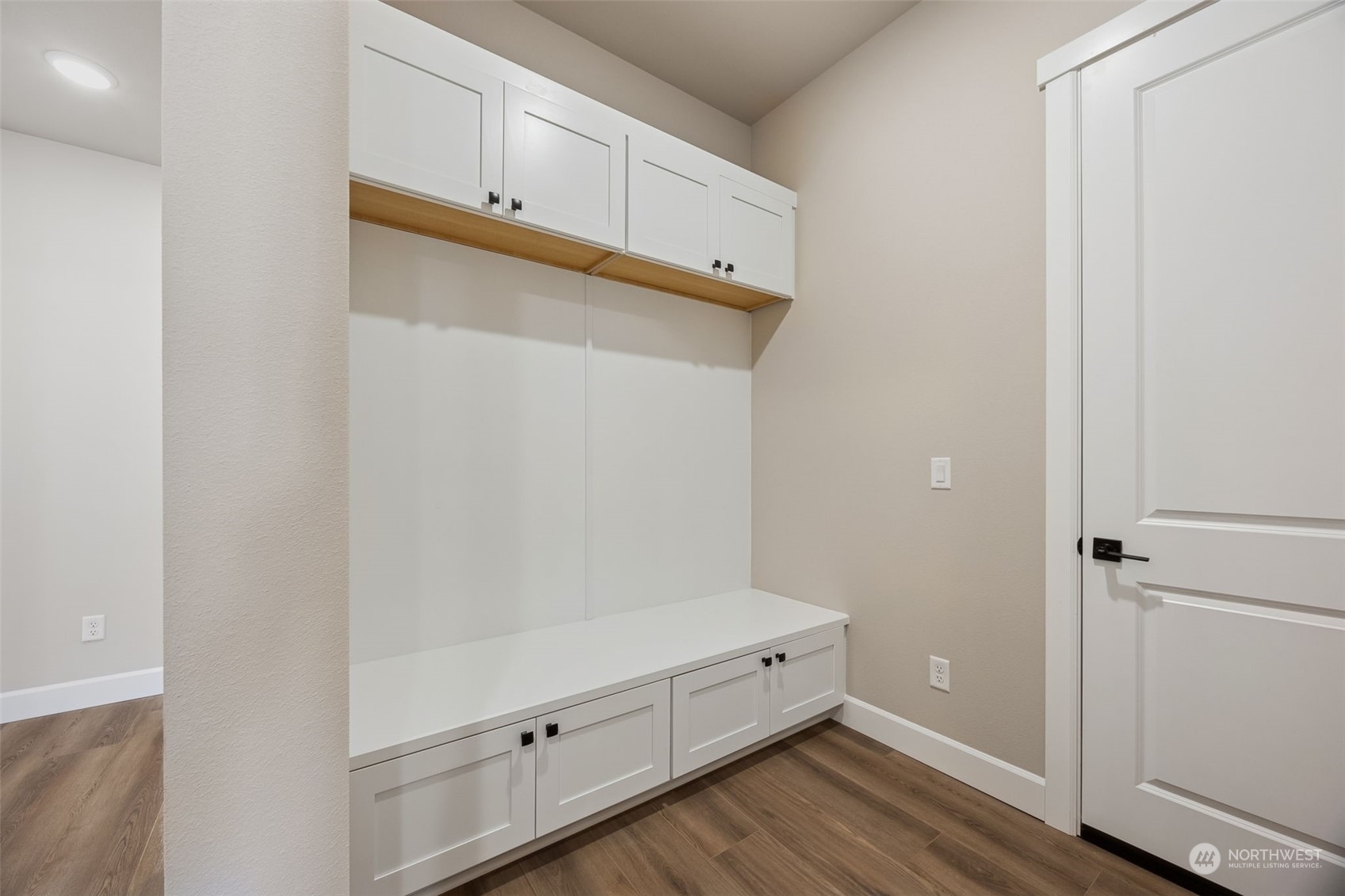 10311 132nd Avenue NE Unit: 9