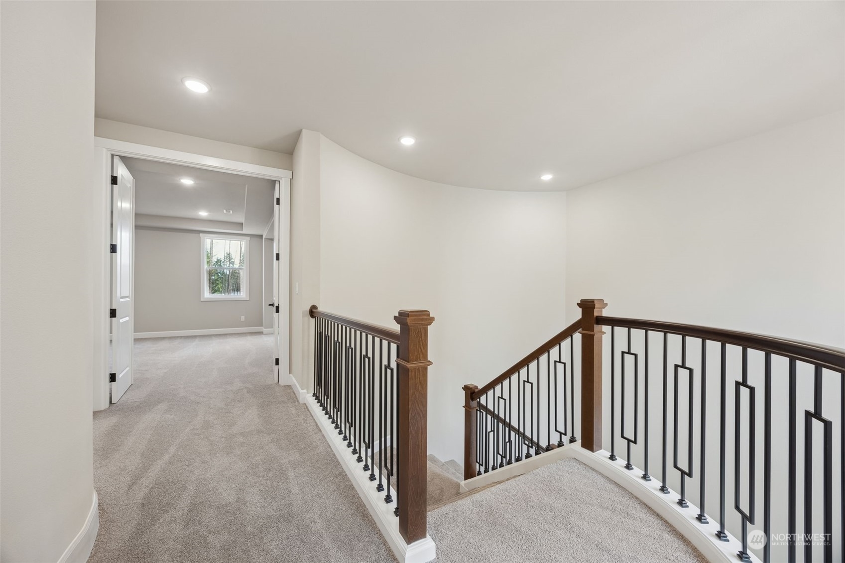 10311 132nd Avenue NE Unit: 9