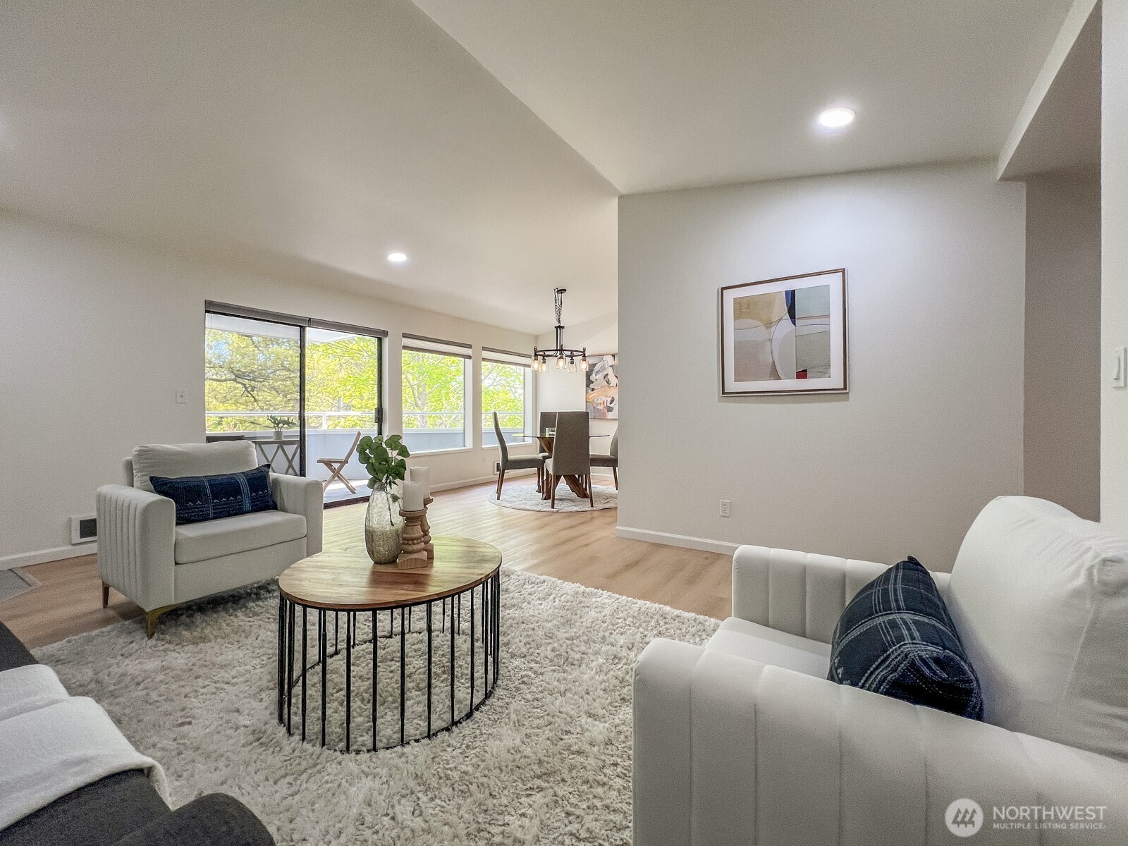 1224 6th Avenue S Unit: C305