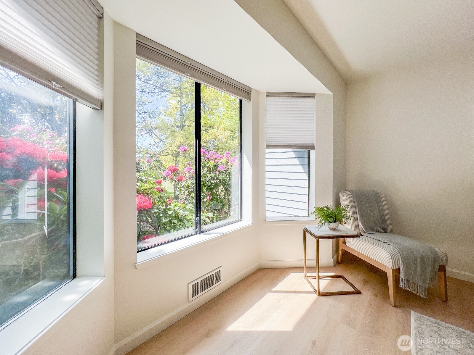 1224 6th Avenue S Unit: C305