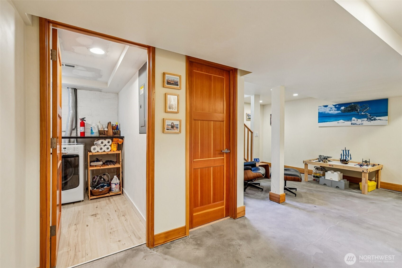 6412 SW Hinds Street