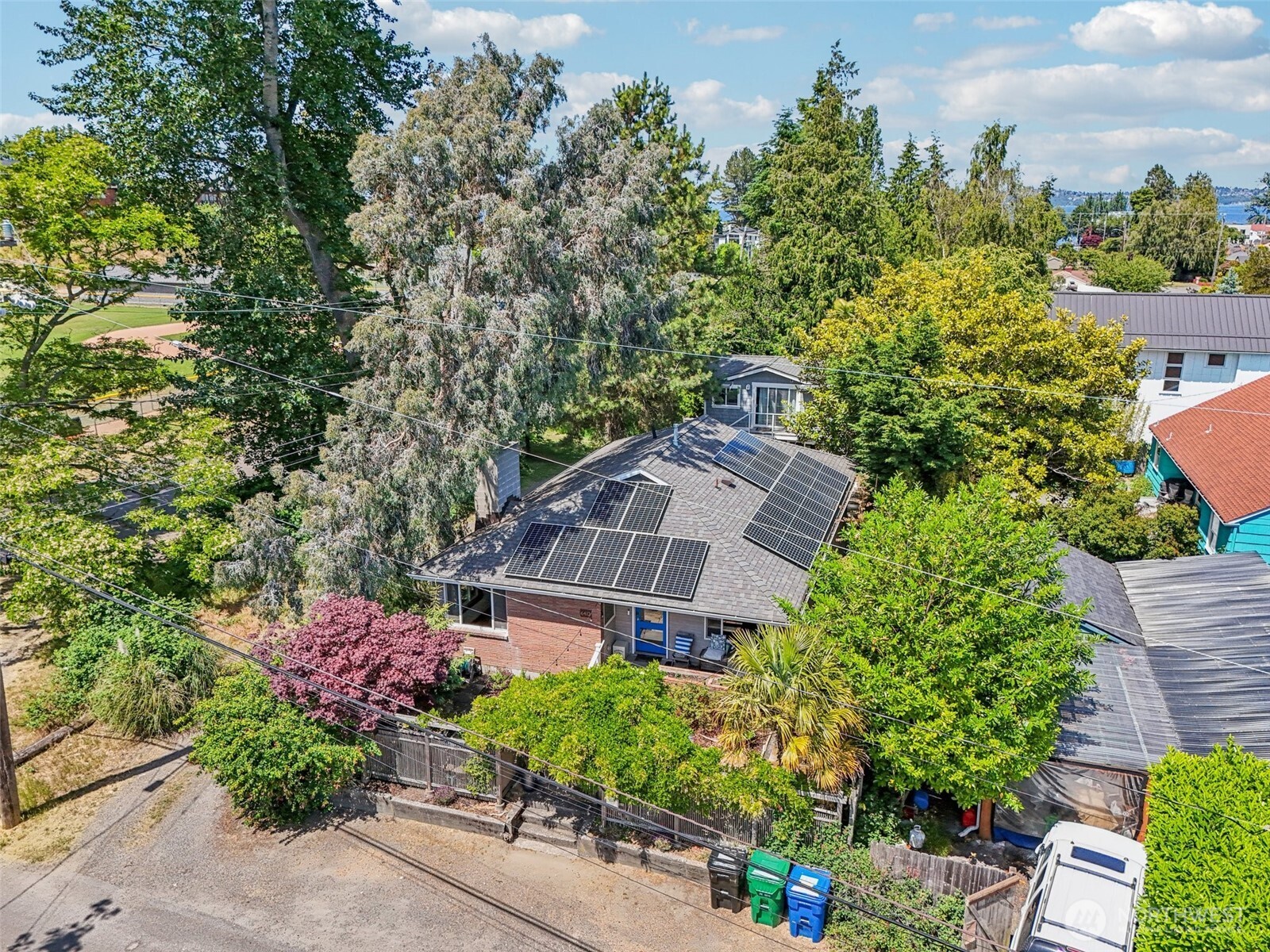 6412 SW Hinds Street