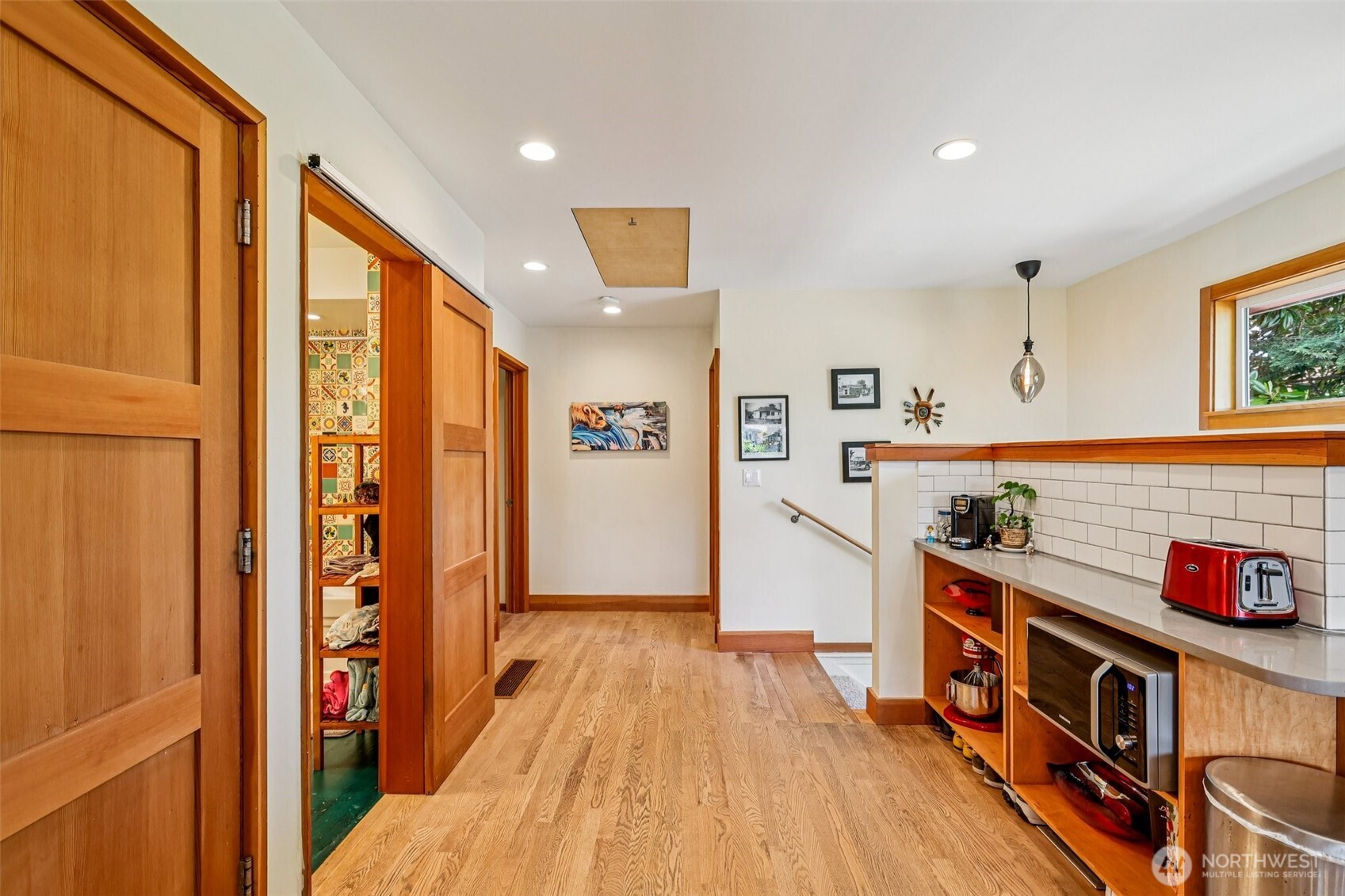 6412 SW Hinds Street