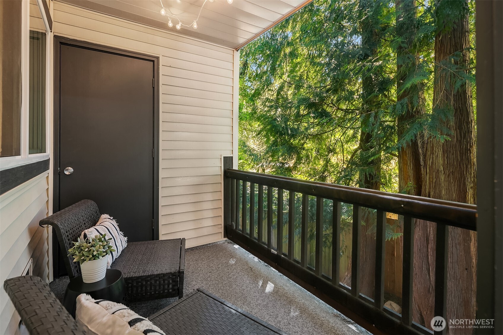 8615 238th Street SW Unit: B202