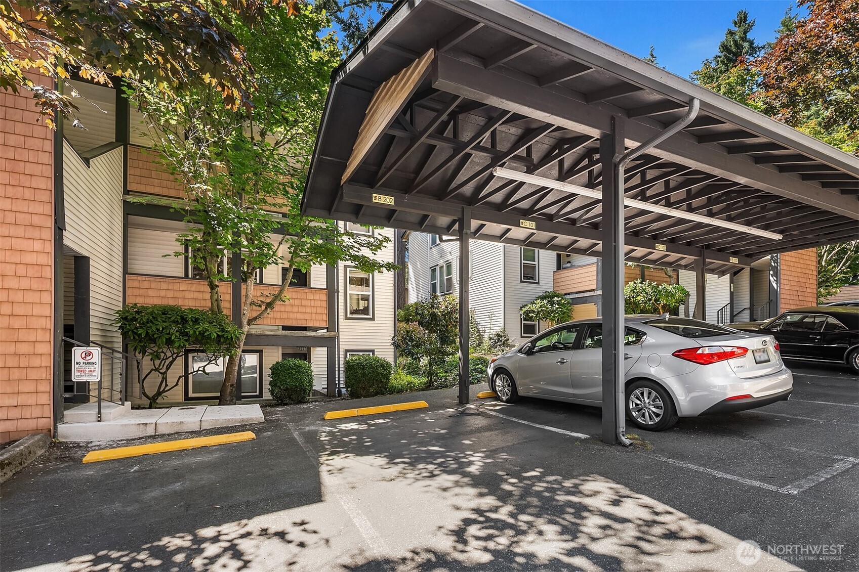 8615 238th Street SW Unit: B202