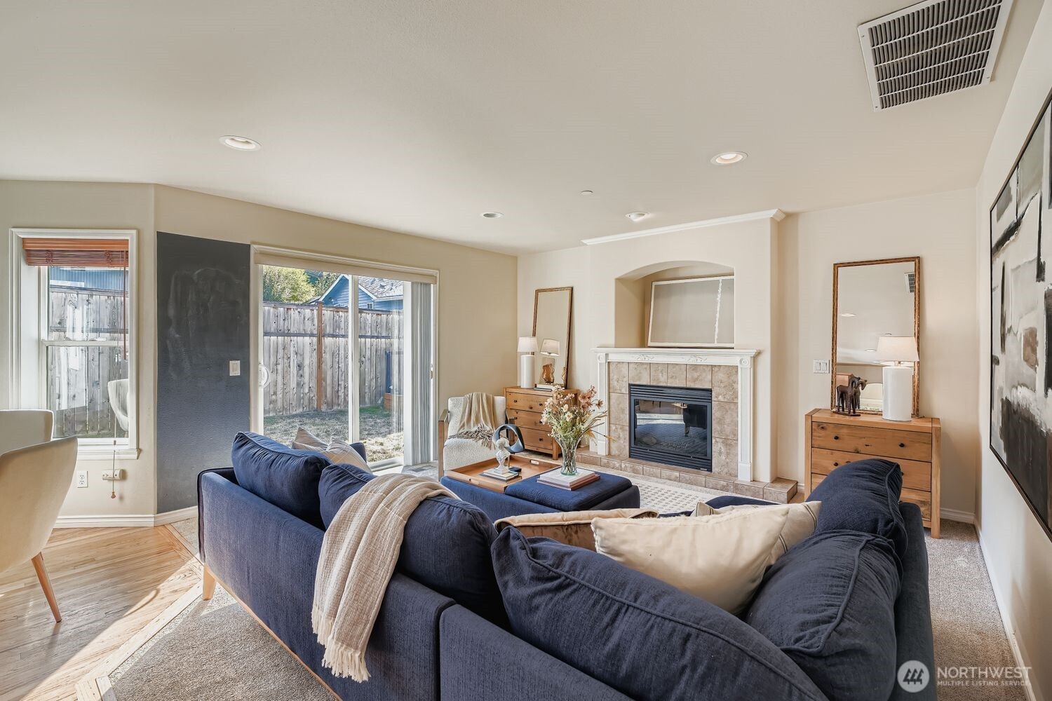2233 SW 104th Street