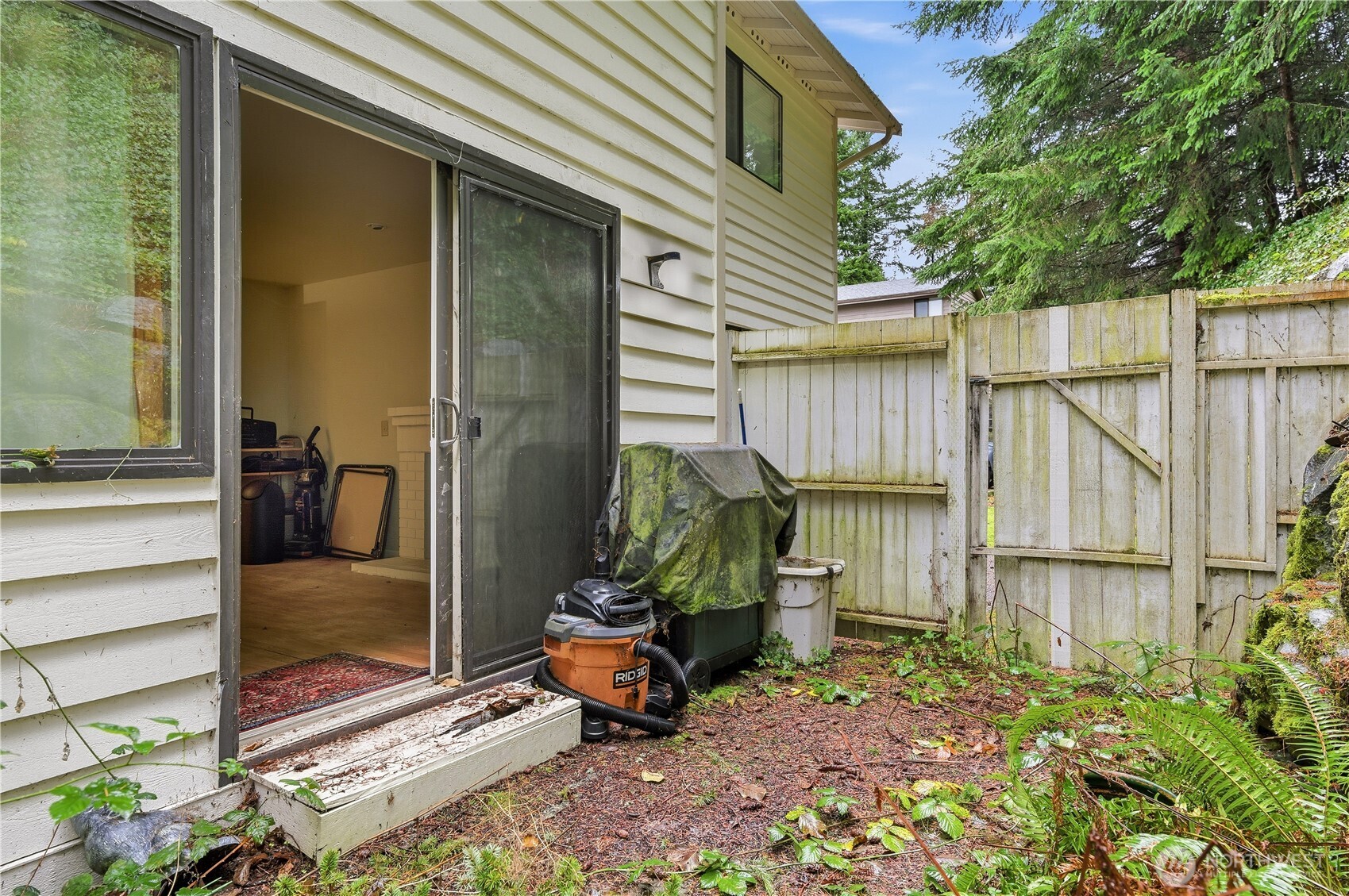 22906 Edmonds Way Unit: 10