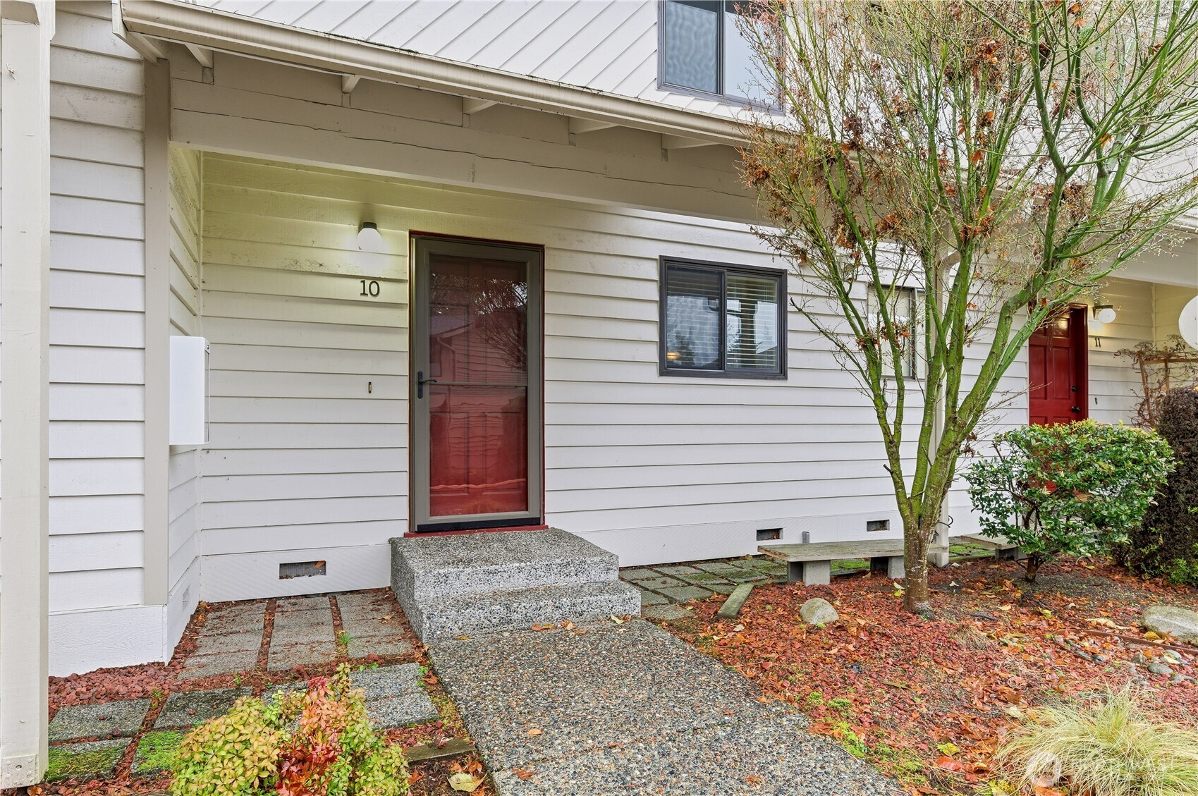 22906 Edmonds Way Unit: 10