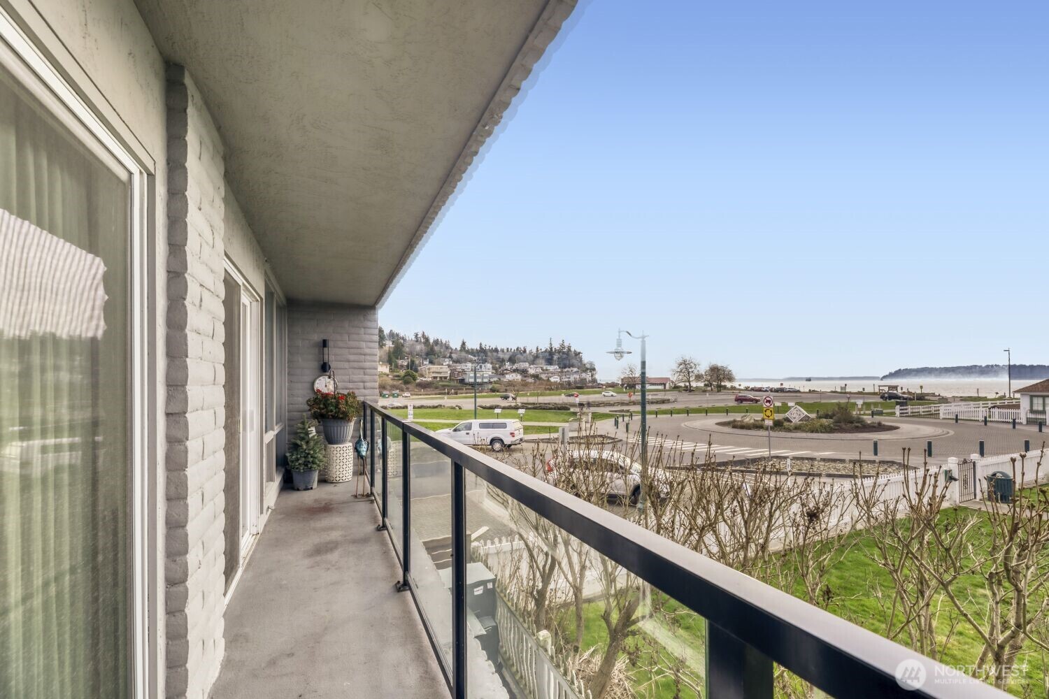 610 Front Street Unit: 201