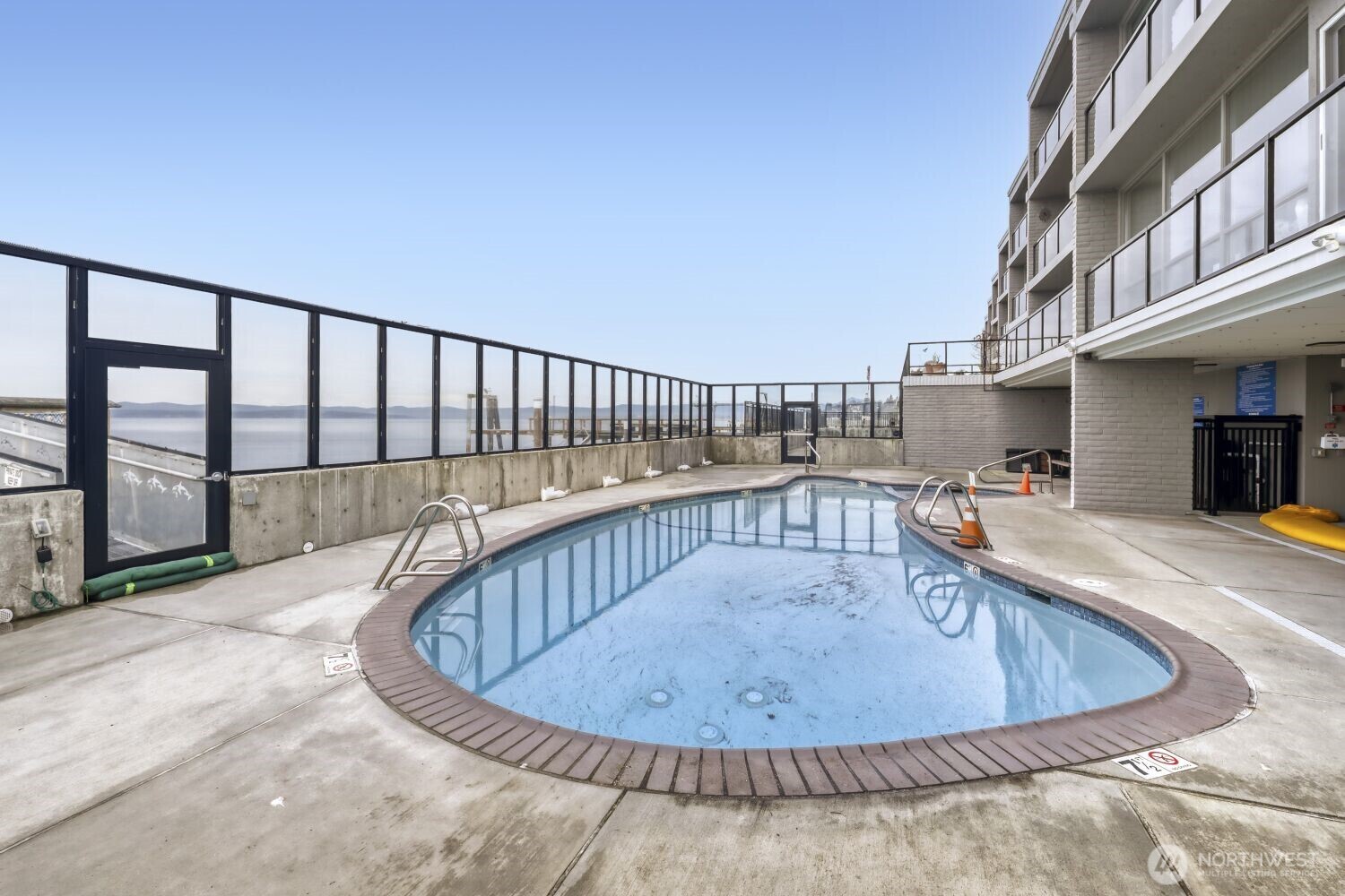 610 Front Street Unit: 201