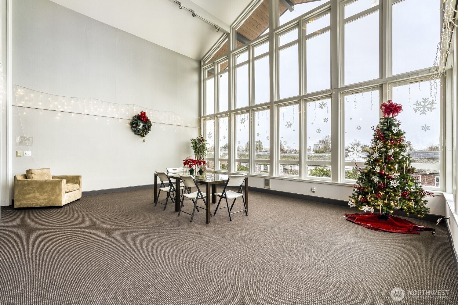 2501 Canterbury Lane E Unit: 215