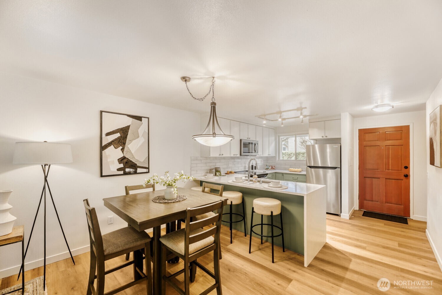 22906 Edmonds Way Unit: 10