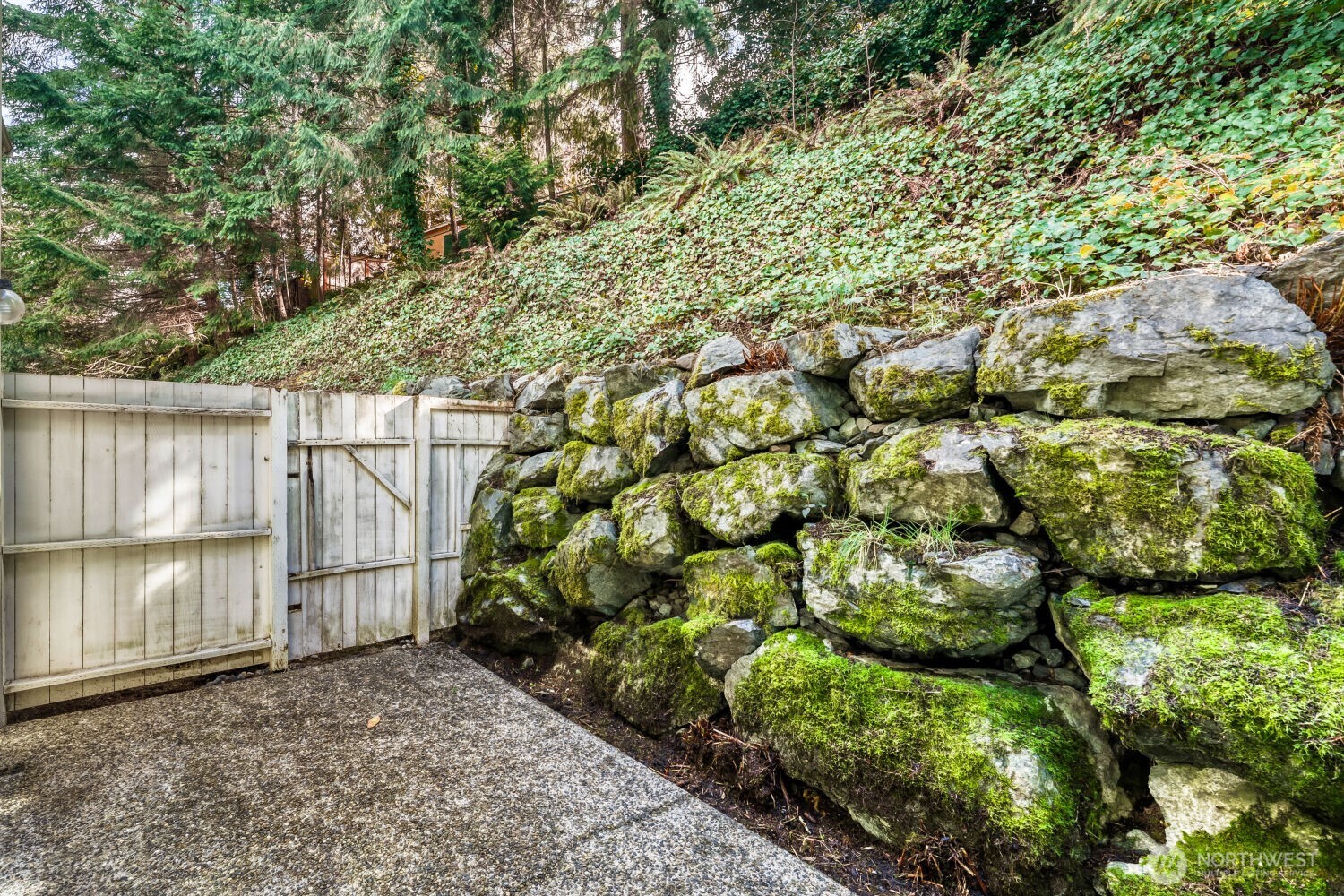 22906 Edmonds Way Unit: 10