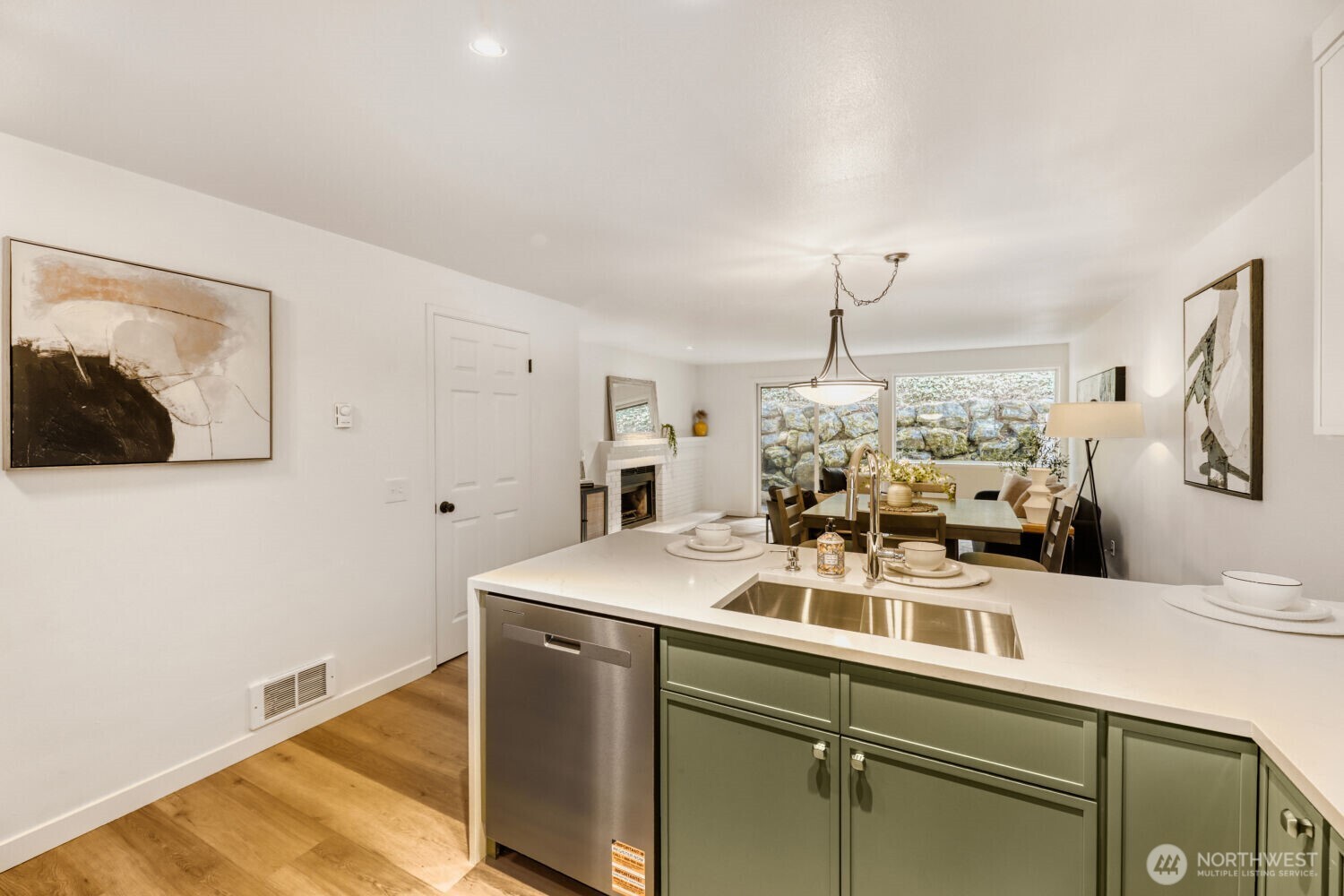 22906 Edmonds Way Unit: 10