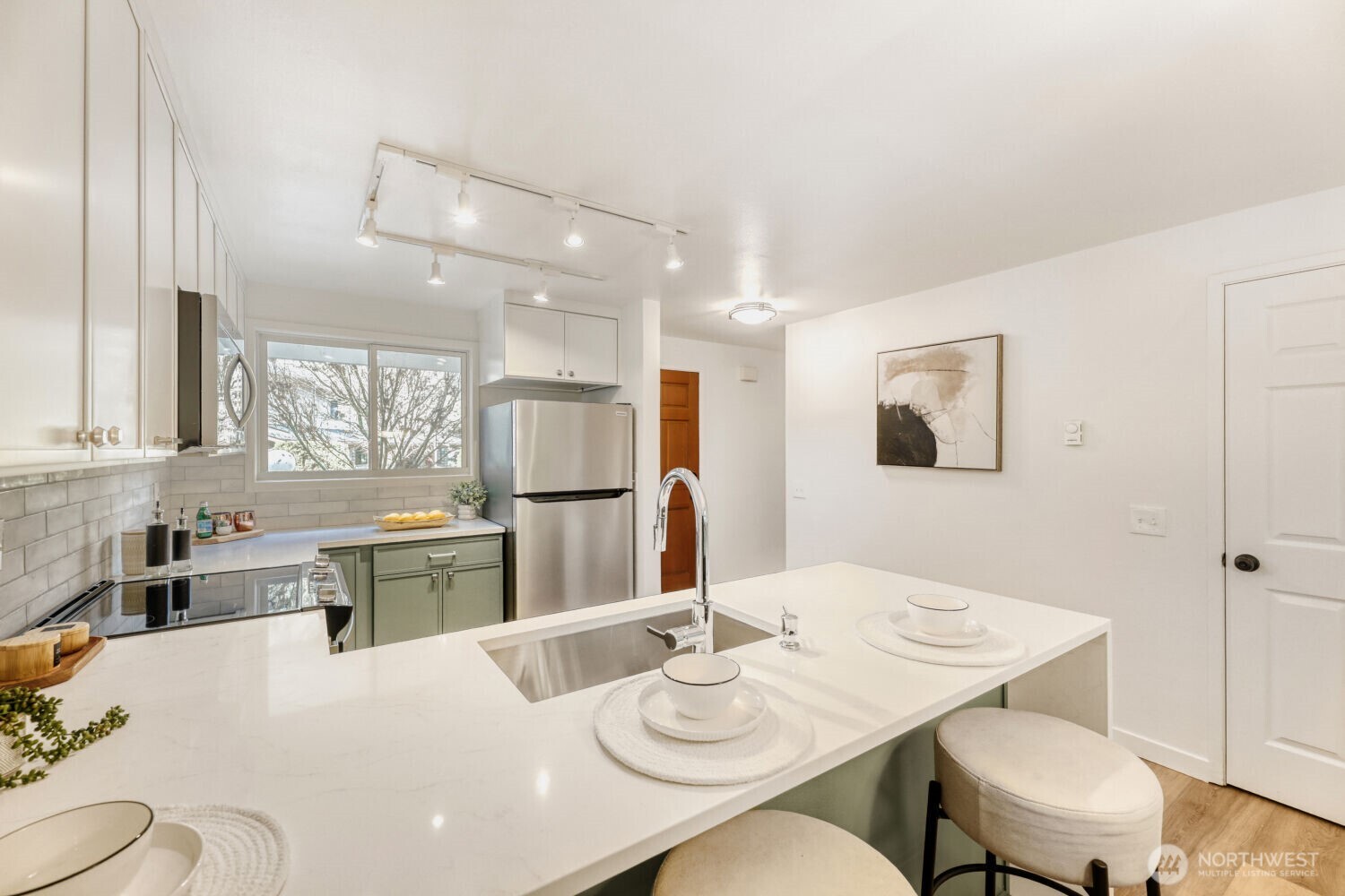 22906 Edmonds Way Unit: 10