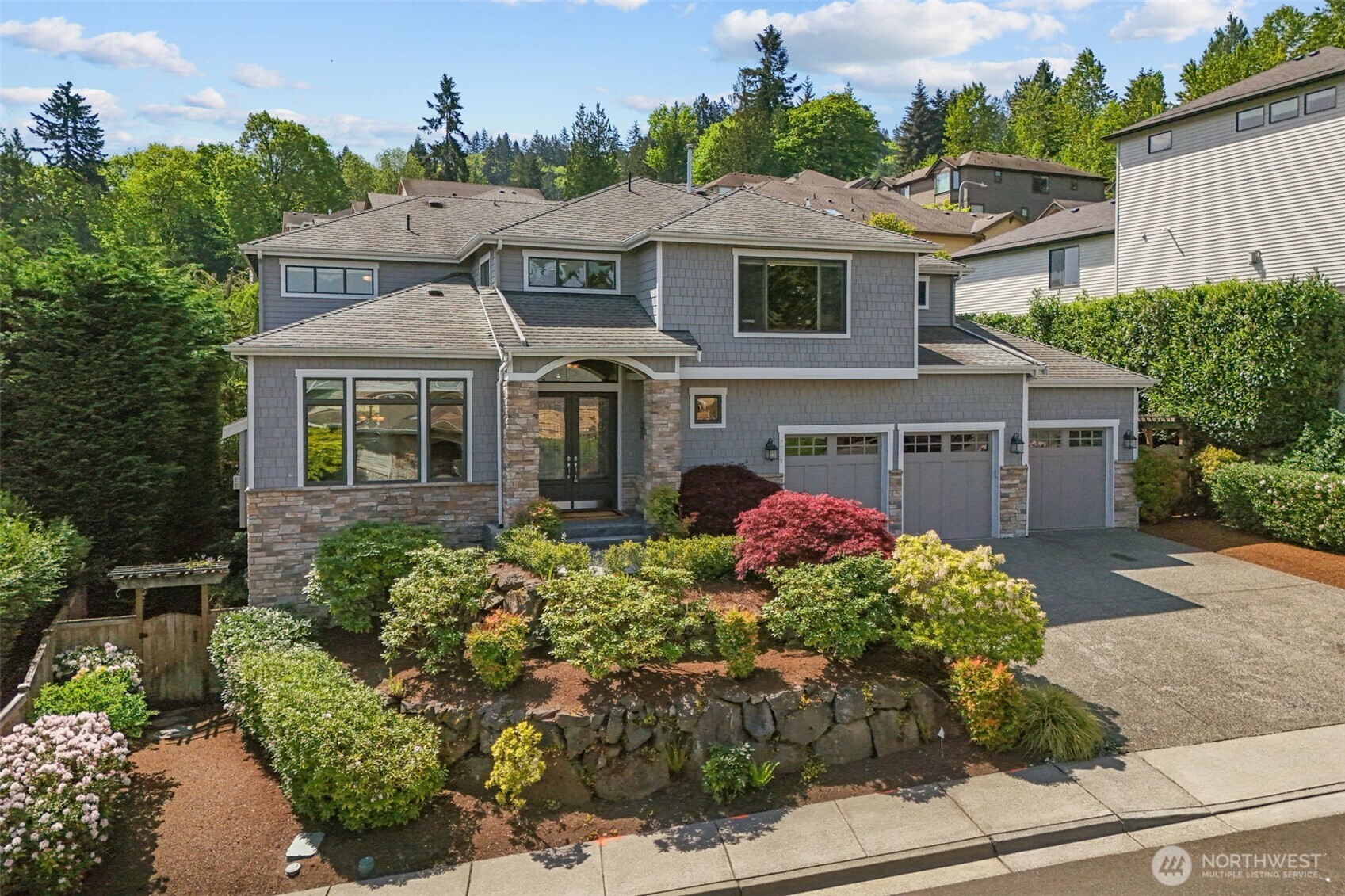 2759 NW Pine Cone Place