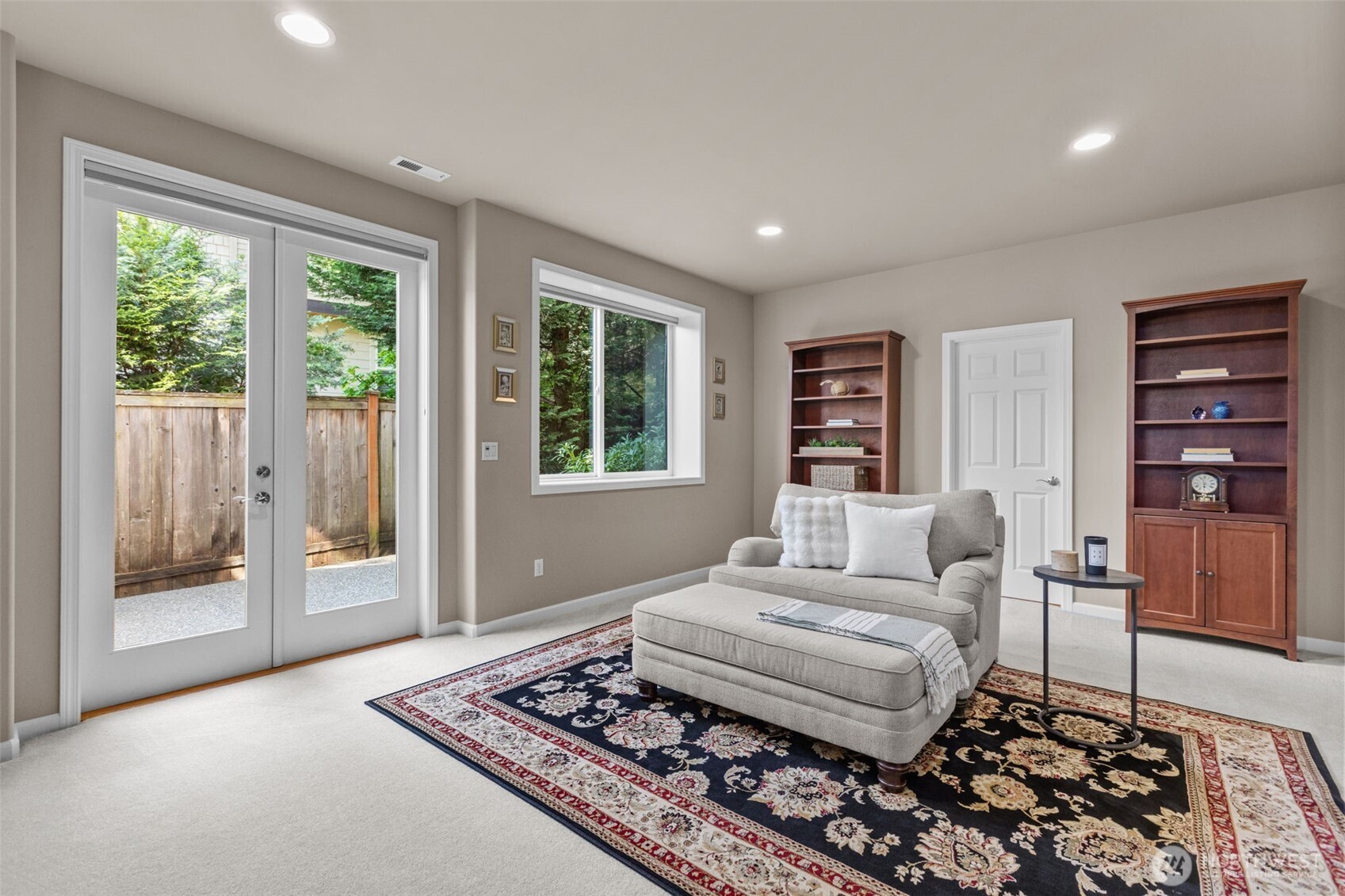 2759 NW Pine Cone Place