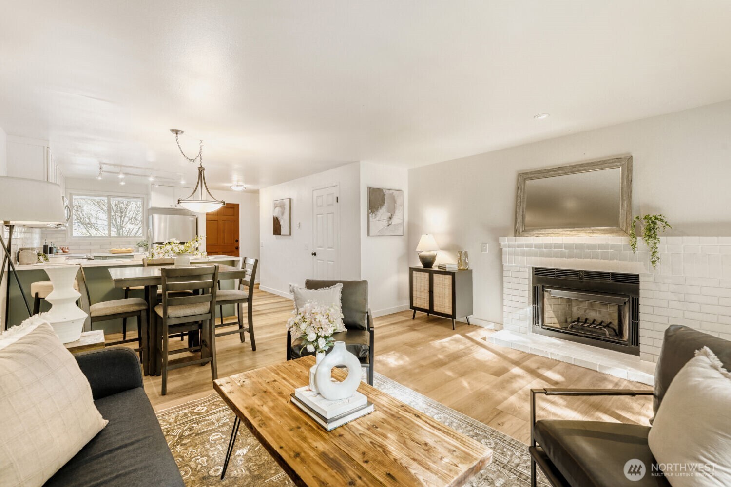 22906 Edmonds Way Unit: 10