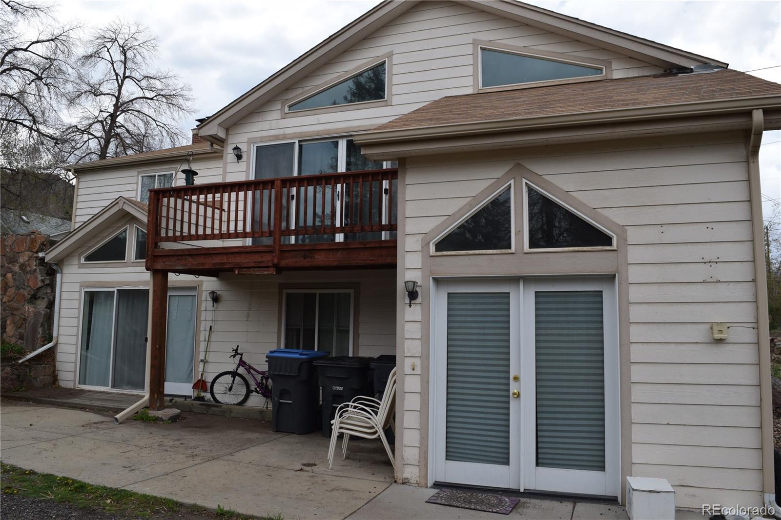 339 Arapahoe Street