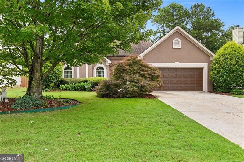 725 GATES Lane