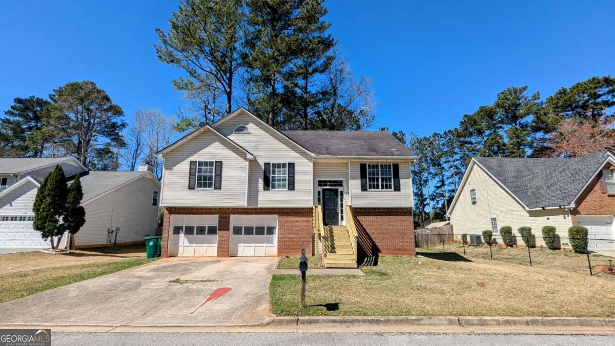 831 Stonebrook Drive