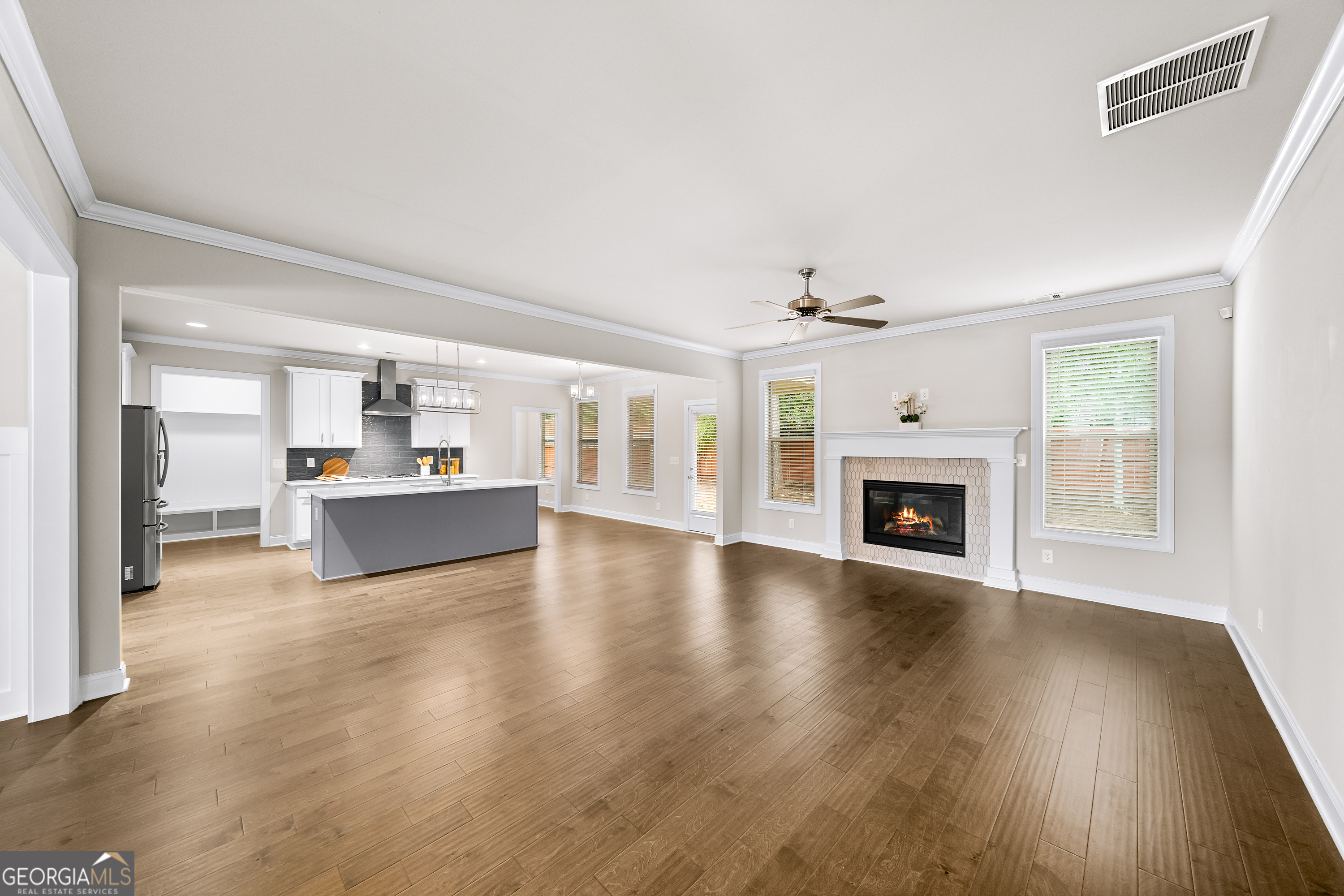 4093 Groveland Park Drive